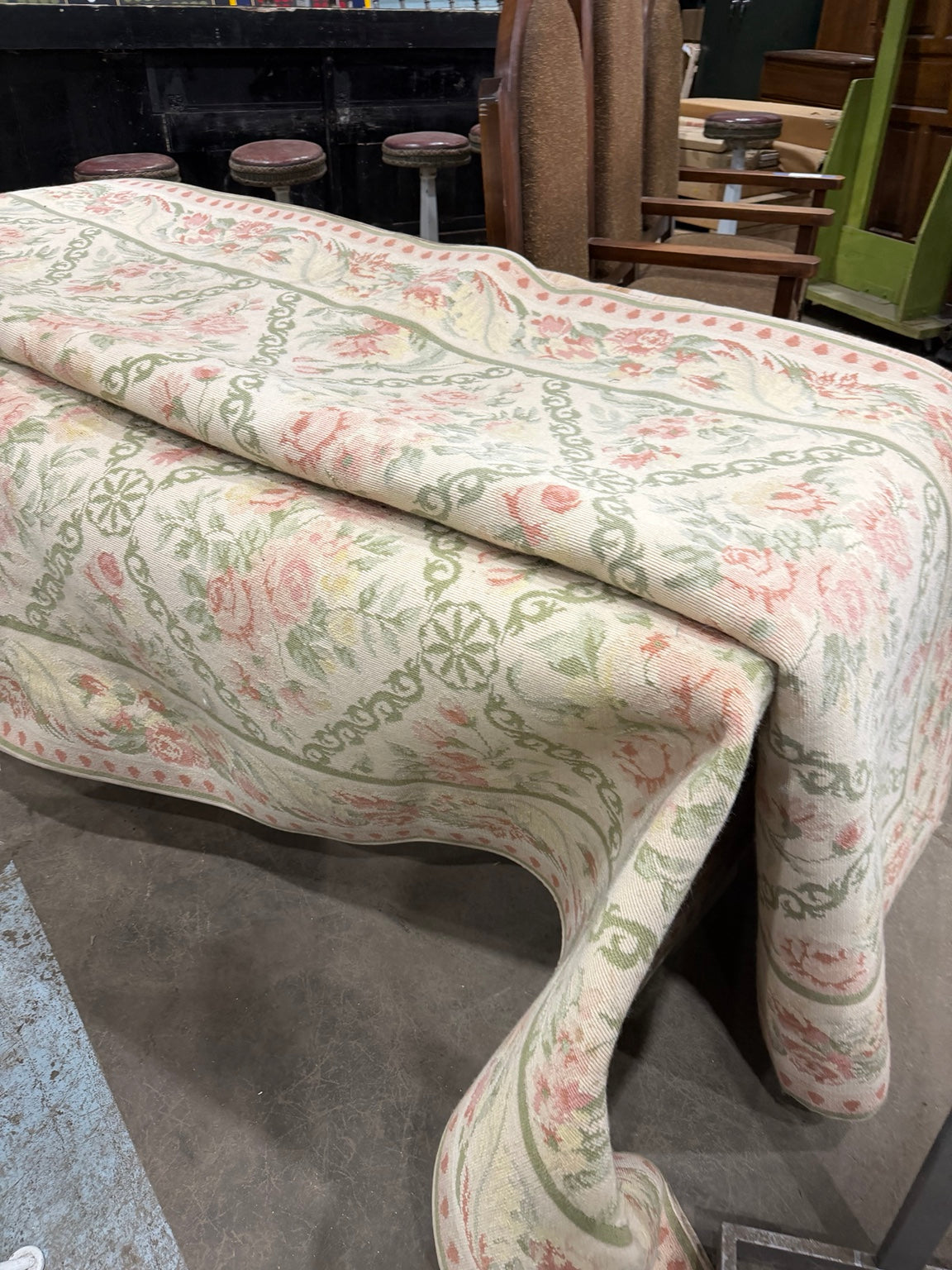 Vintage Floral Tapestry-Style Area Rug