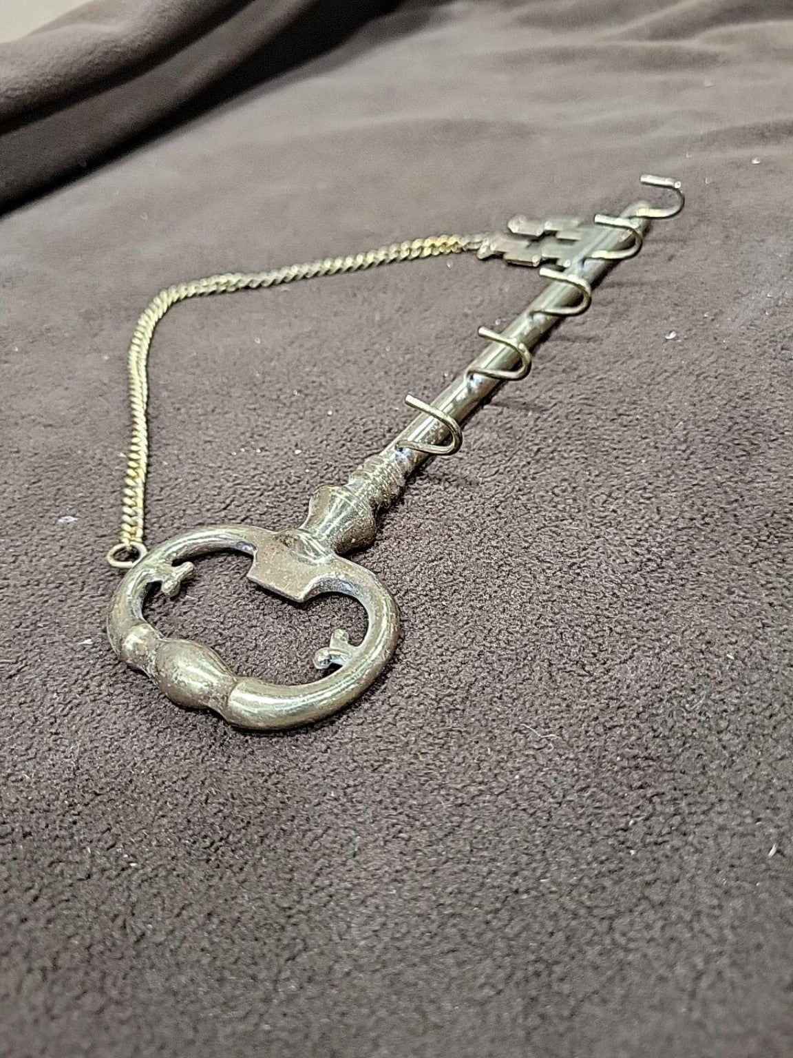 Vintage Brass Skeleton Key Wall Hook & Key Holder