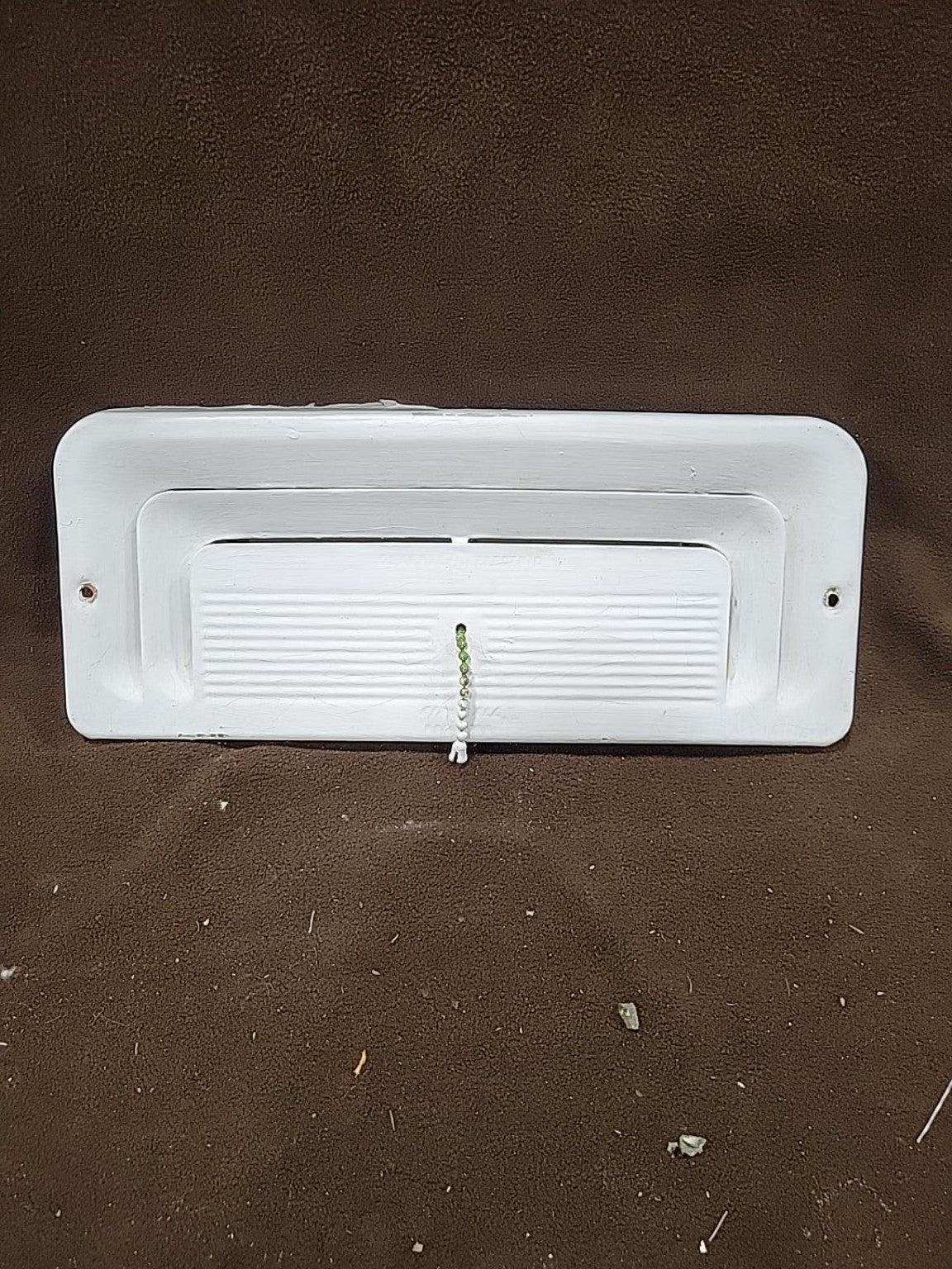 Vintage White Metal Adjustable Wall Register Vent