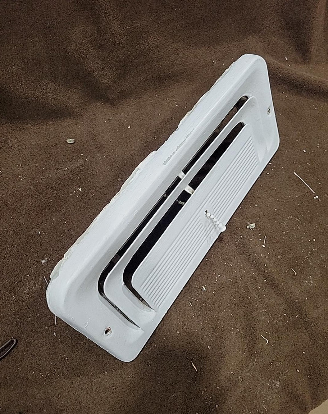Vintage White Metal Adjustable Wall Register Vent