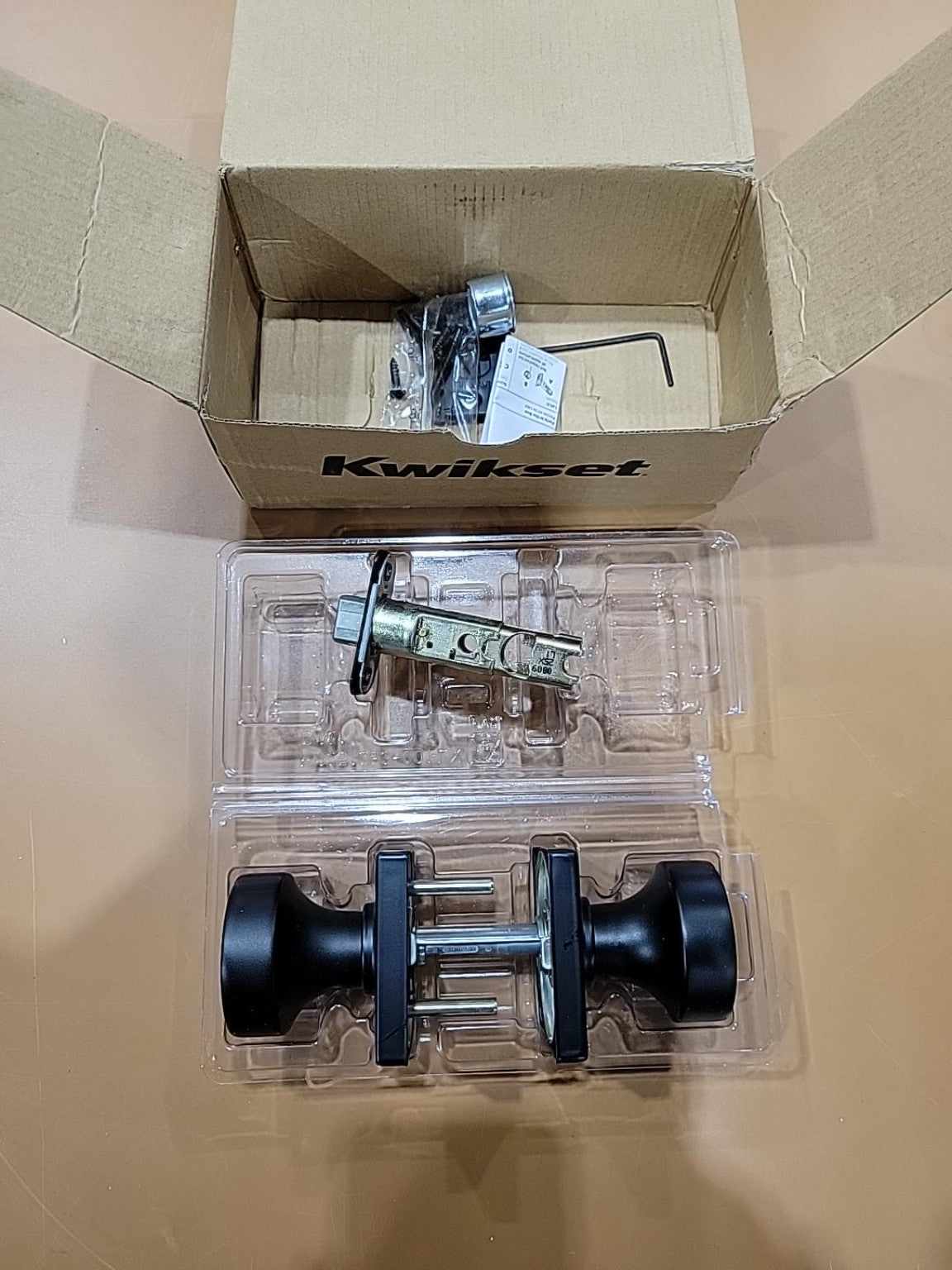 Kwikset Pismo Matte Black Privacy Door Knob