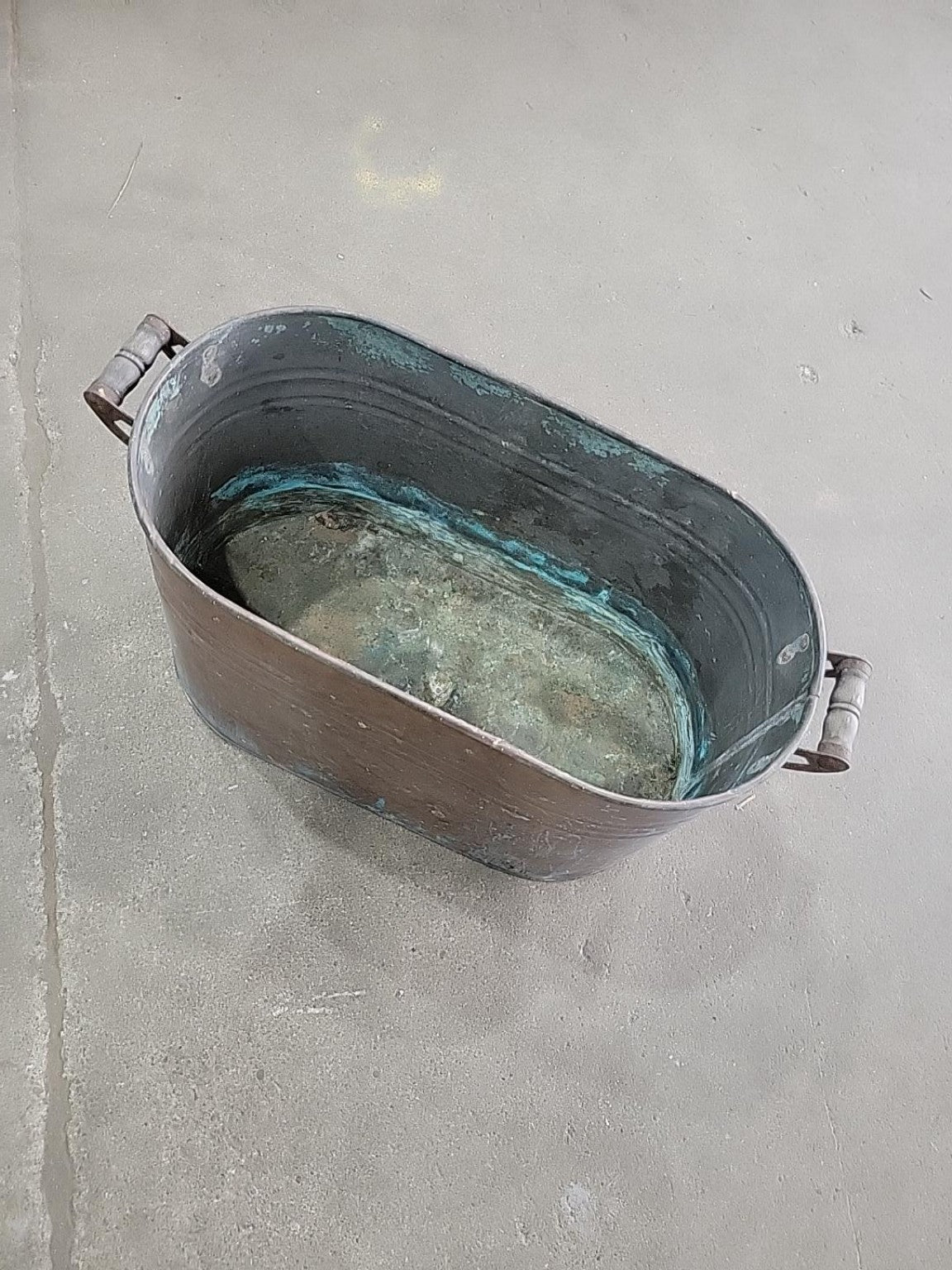 Vintage Copper Boiler Wash Tub with Wood Handles