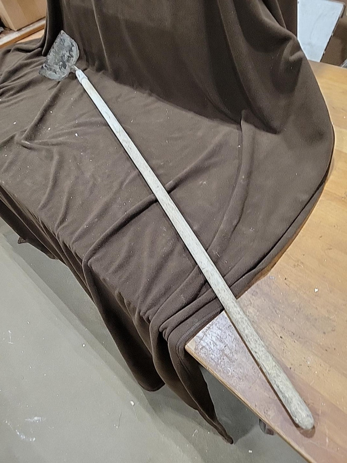 Vintage Long-Handle Garden Hoe – Wood Handle