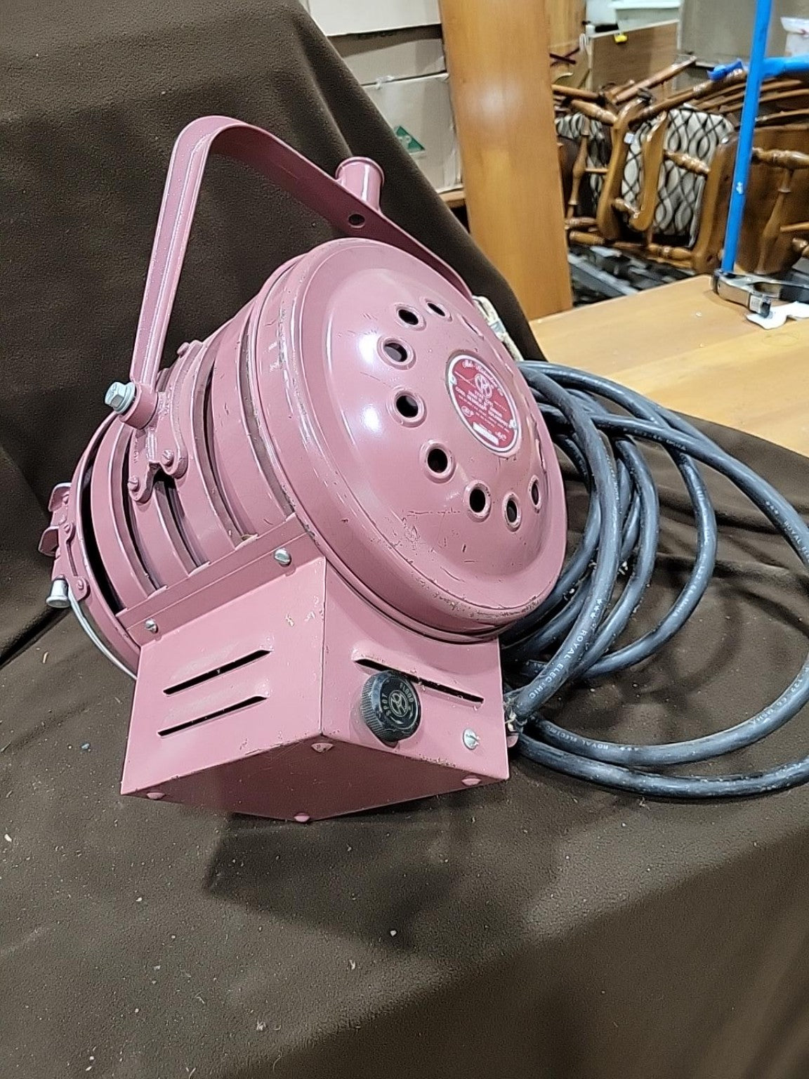 Vintage Mole-Richardson 2000W Junior Solarspot Light