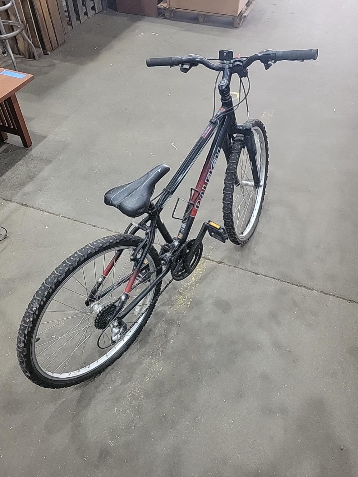 Raleigh M80 21-Speed Mountain Bike – 14" Frame