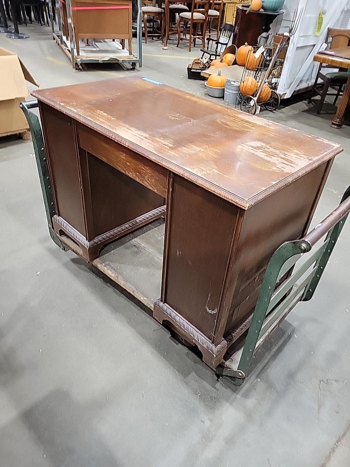 Vintage Traditional Wood Double Pedestal Desk