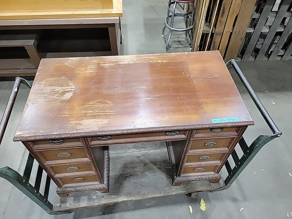 Vintage Traditional Wood Double Pedestal Desk