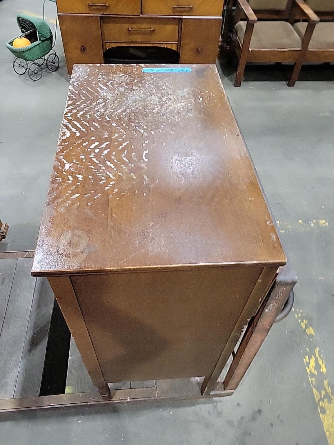 Vintage Wood 5-Drawer Dresser with Turned Legs