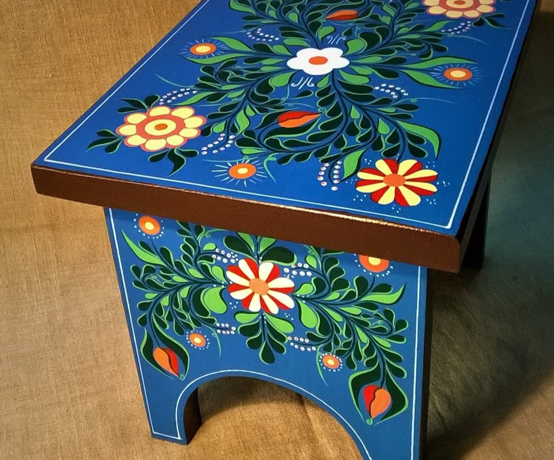 Folk It Up: A Salvaged Wood Painting Workshop with Eve Krejci