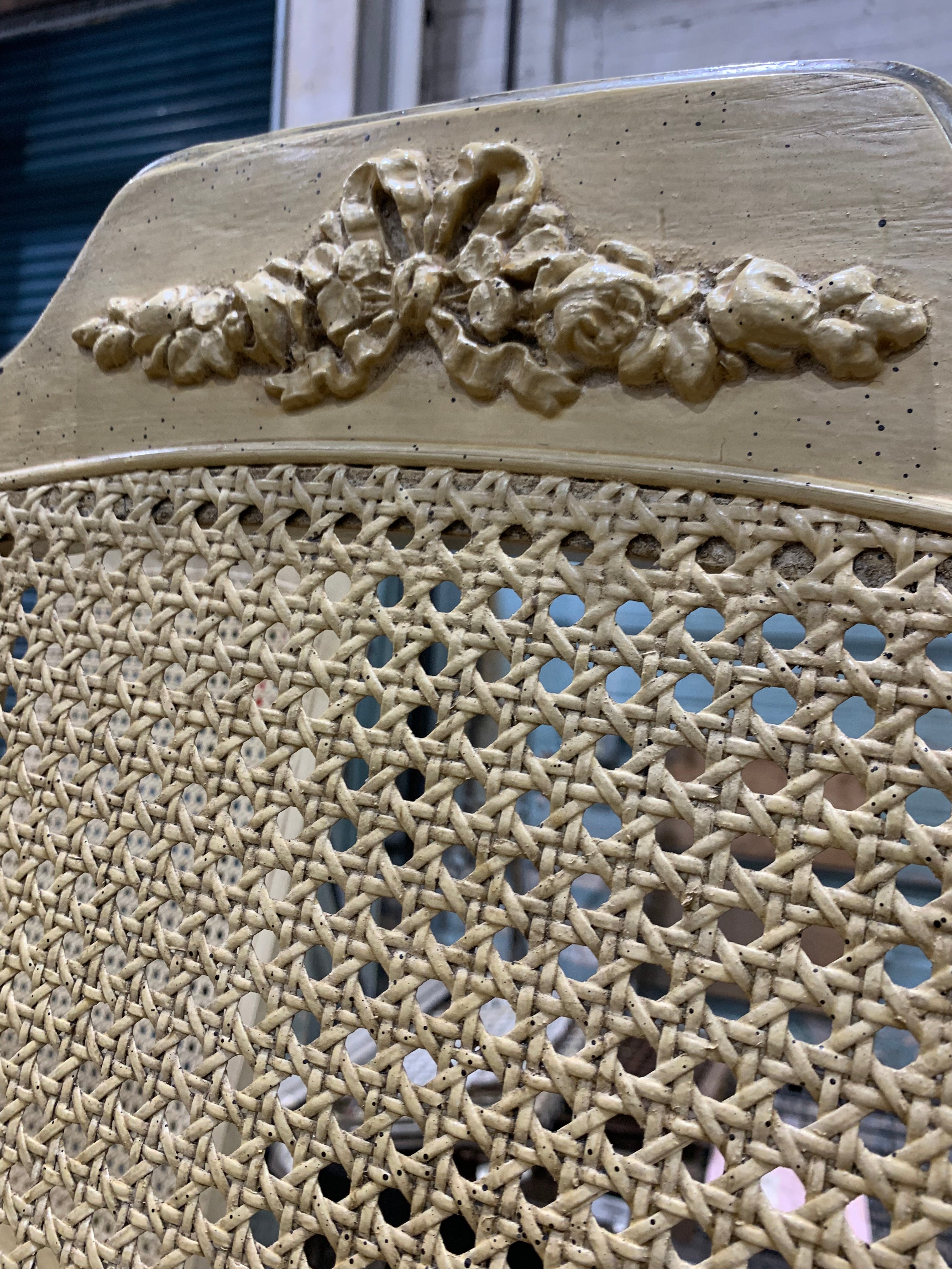 Dining Room Table with Leaves
