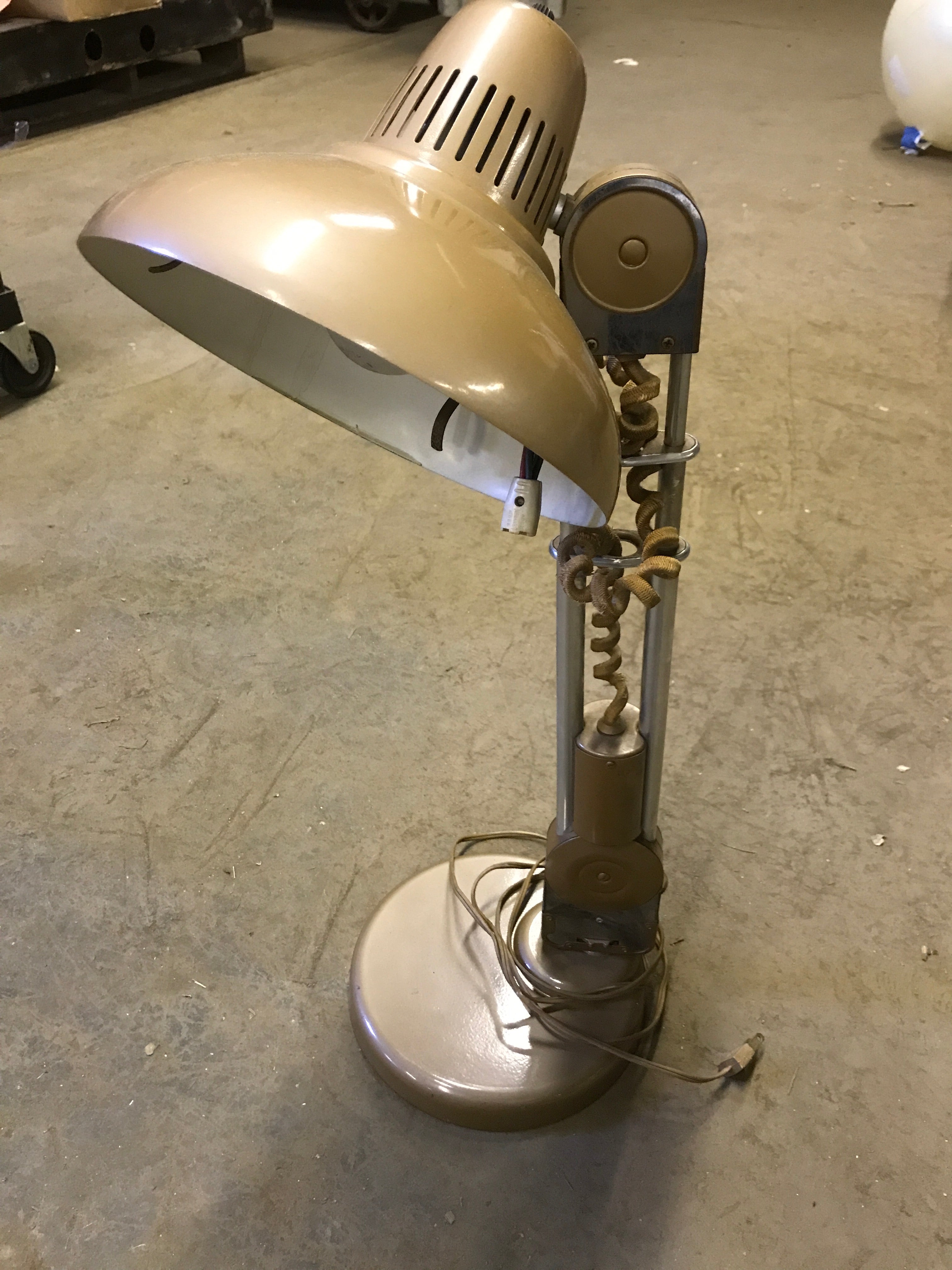 Amplex Desk Light