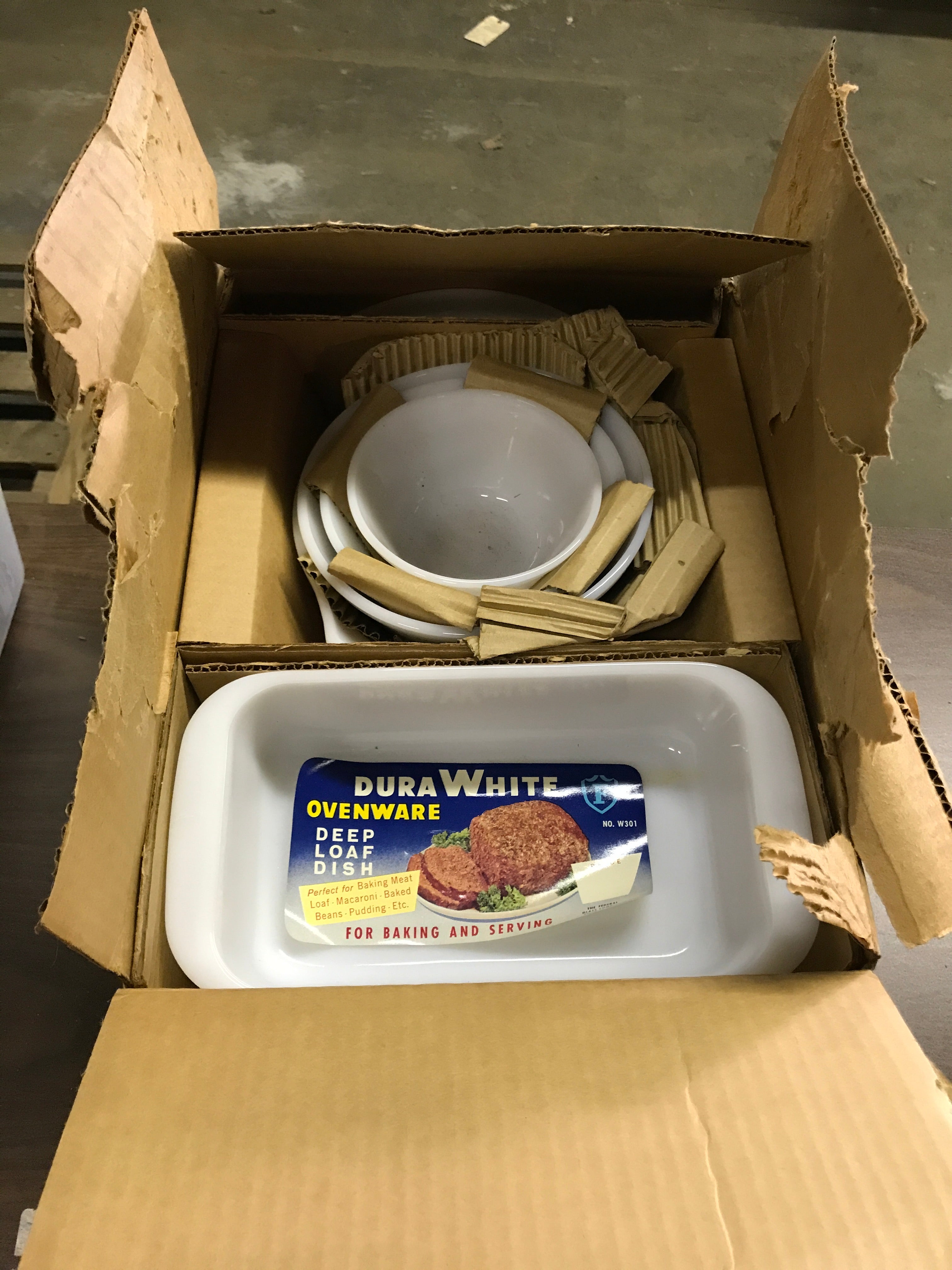 Federal Glass Kitchenware set