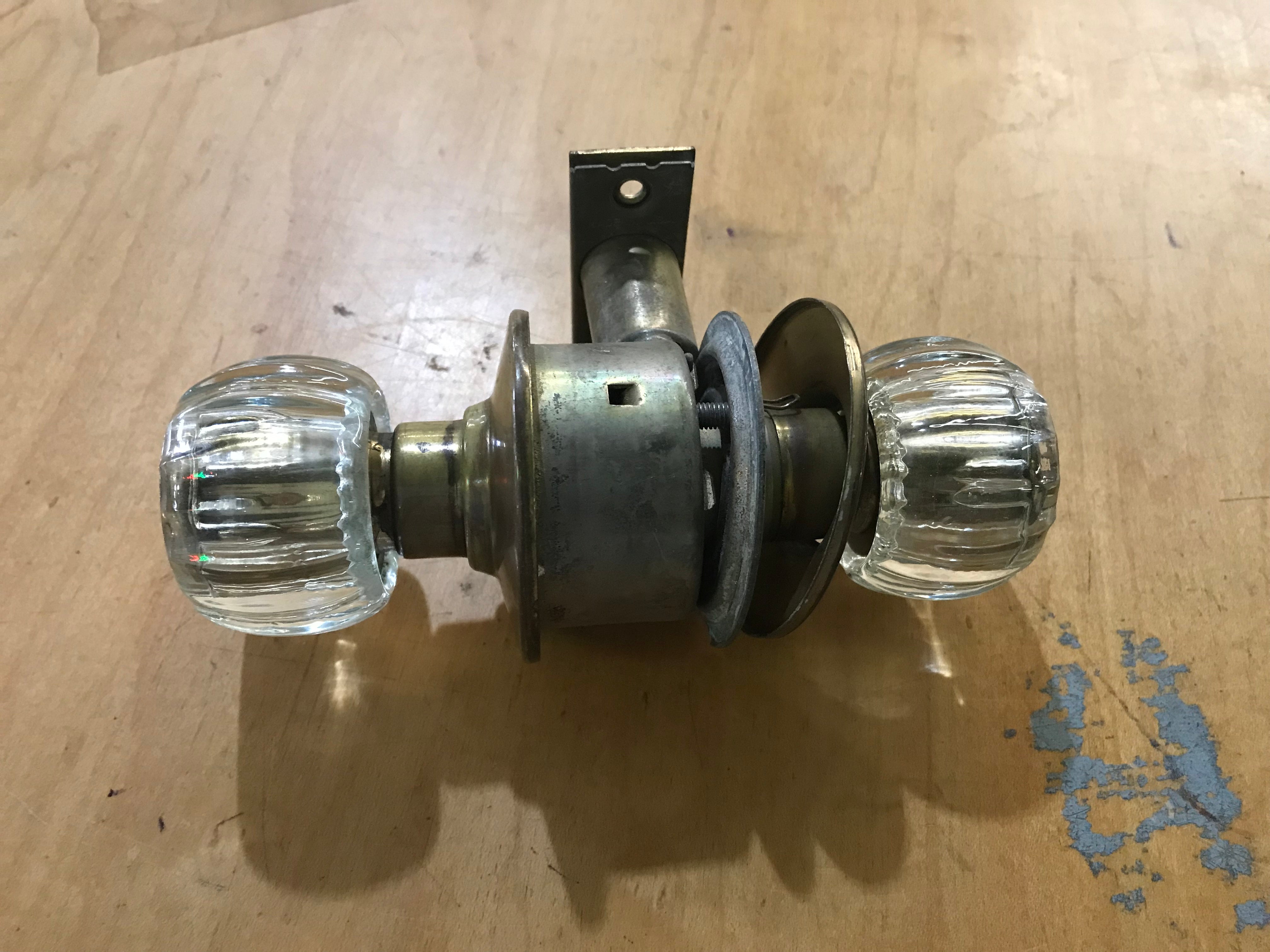 Door Mechanism Set with Glass Knobs