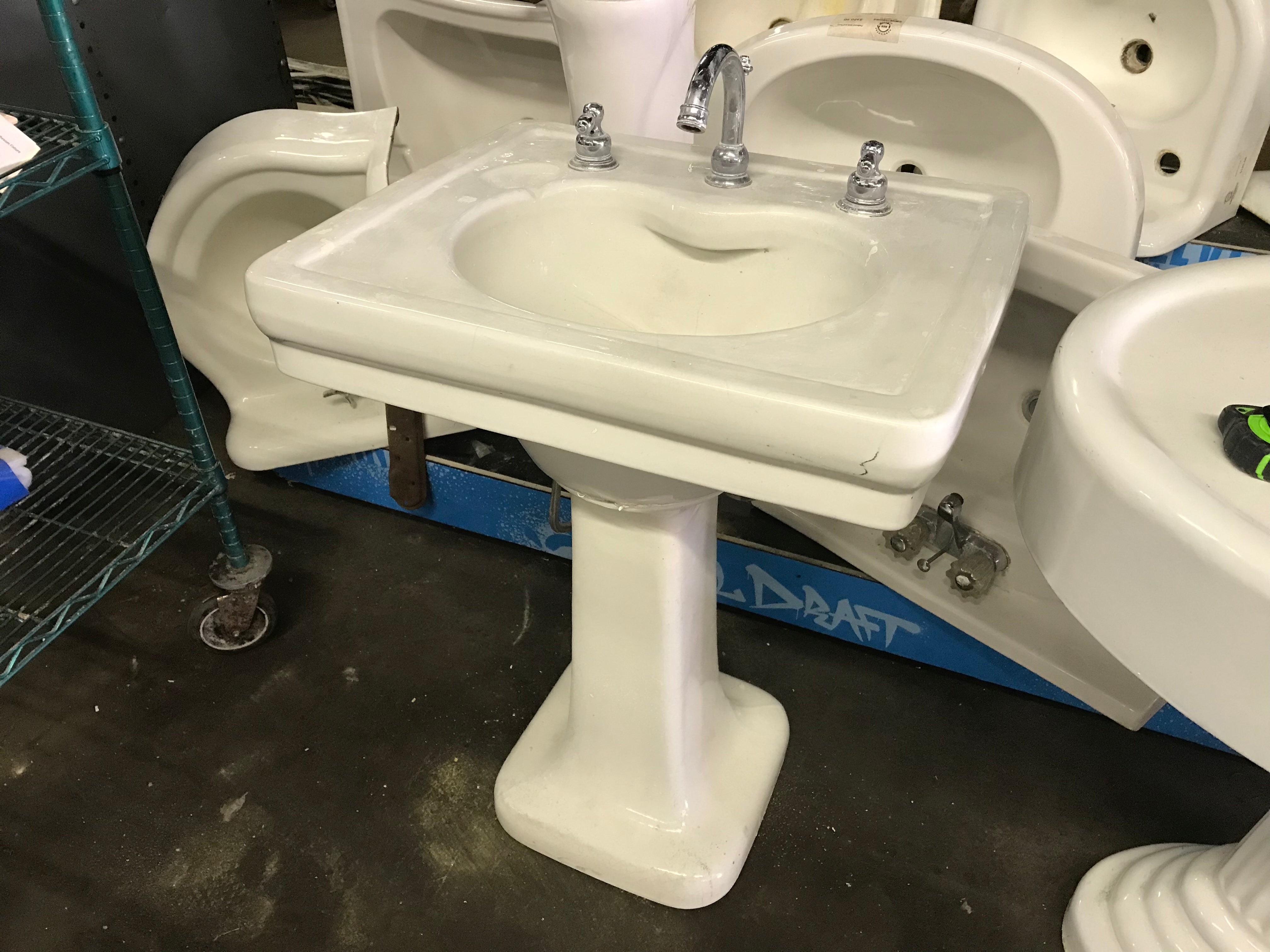 1916 Standard Tiffin Pedestal Sink with Base