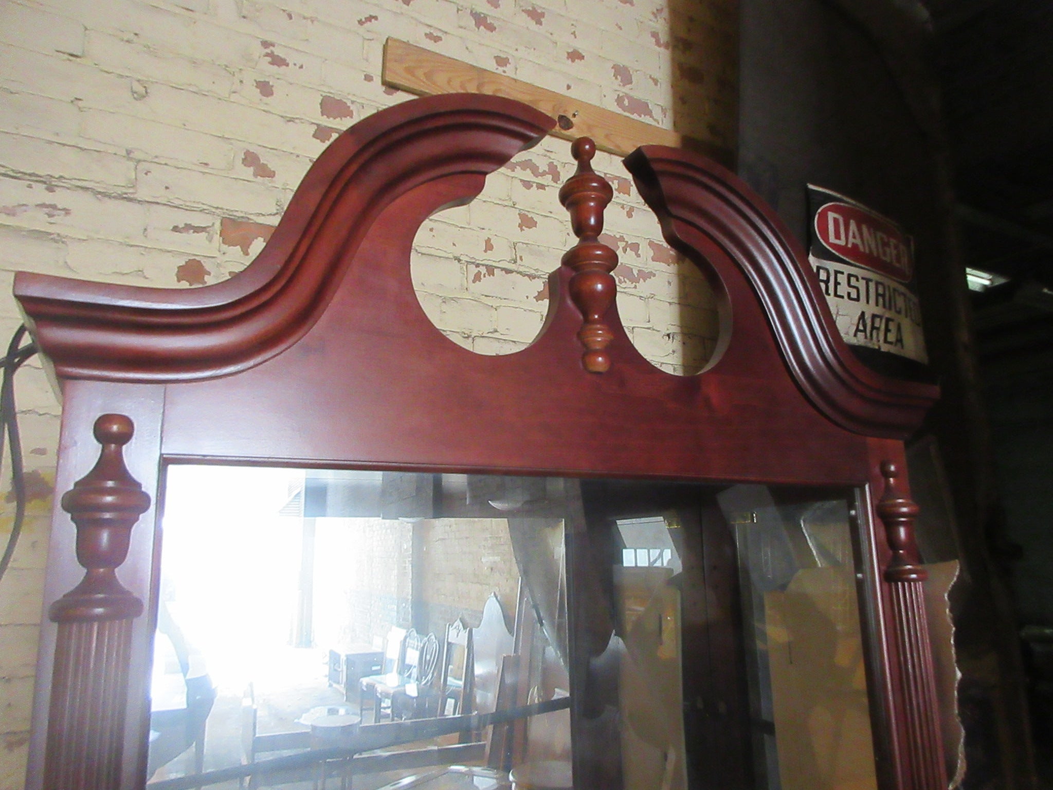 Pulaski Lit Curio Cabinet with 4 Shelves
