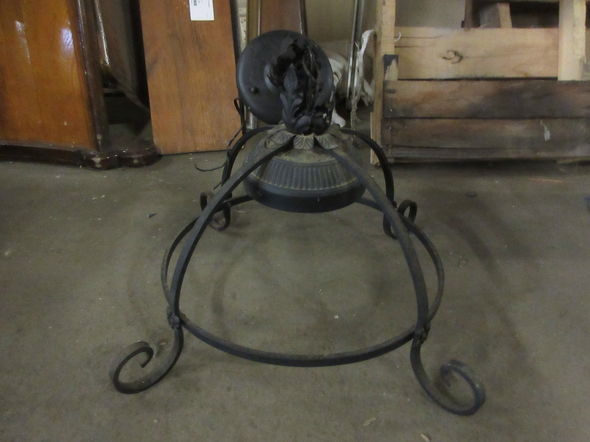 Ceiling Mount Single Light Fixture