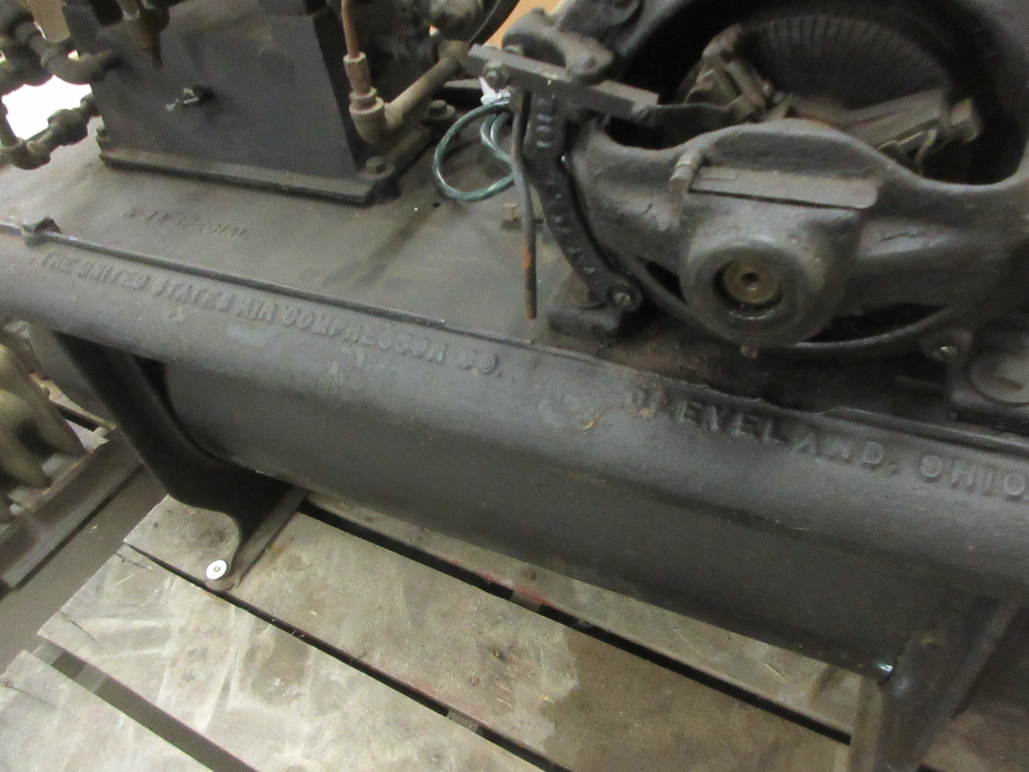 1915 Antique Air Compressor