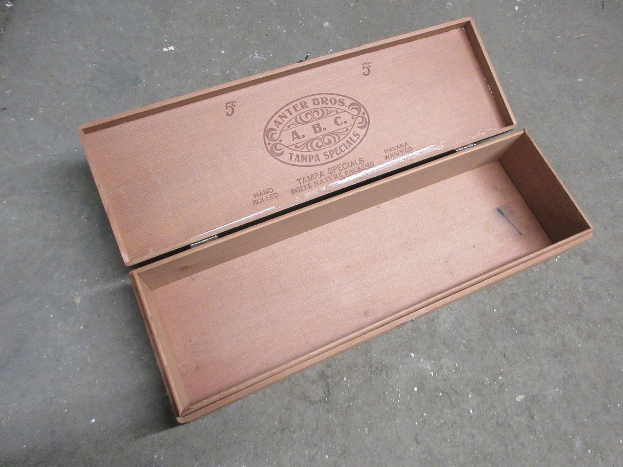 Wooden Latched Cigar Box