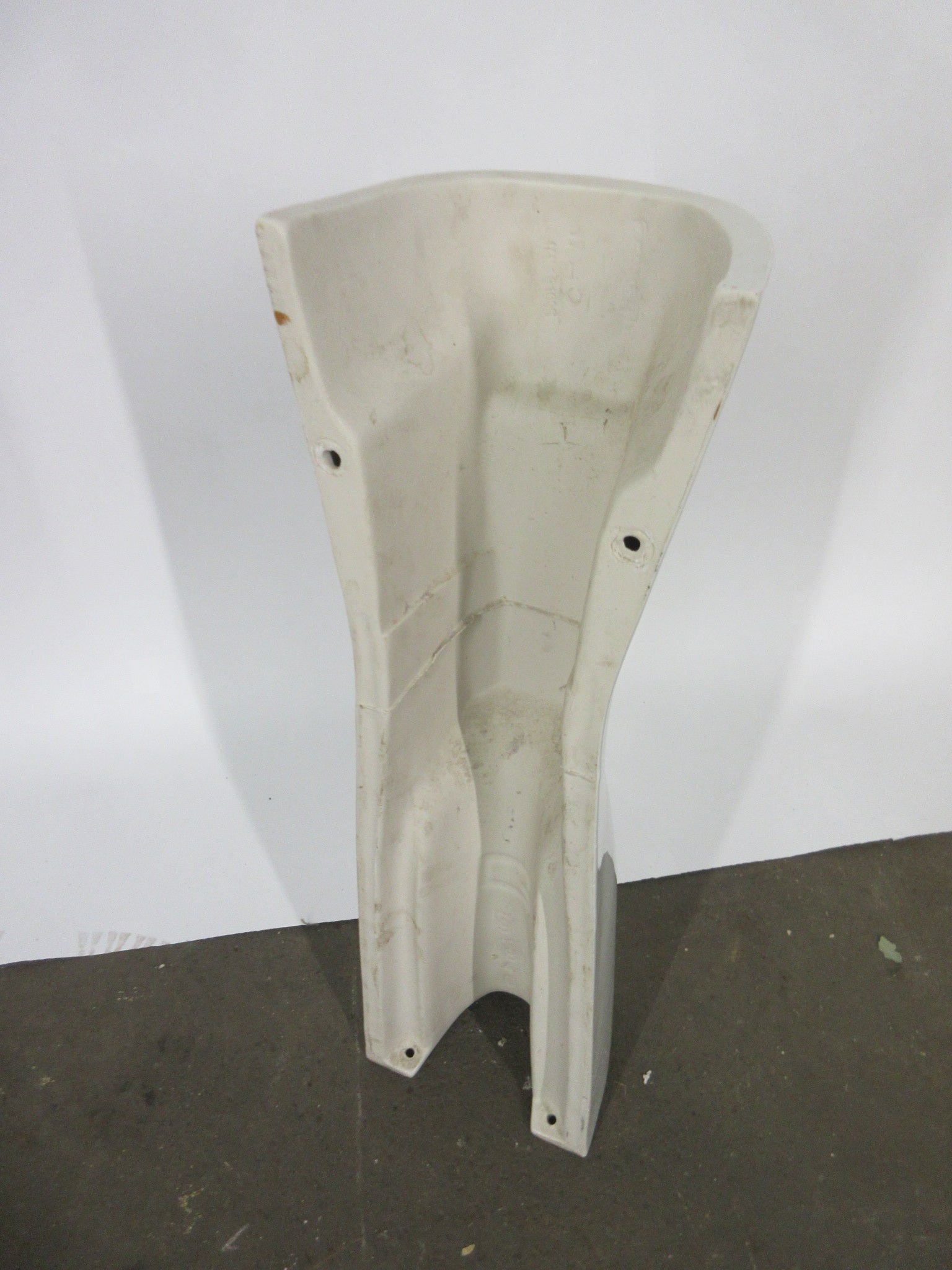 Sink Pedestal Base (No Top)