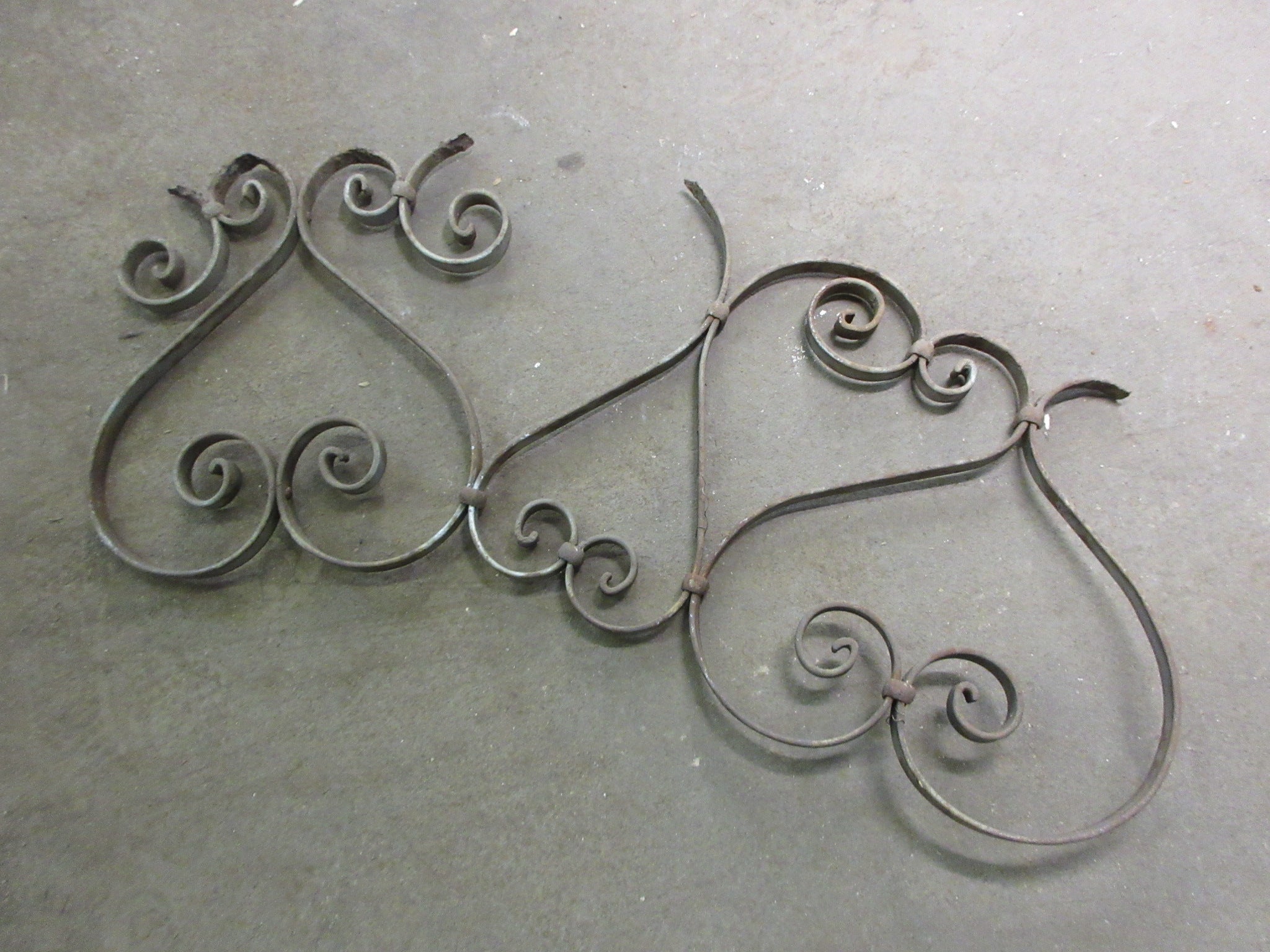 Wrought Iron Decorative Railing Insert 35"