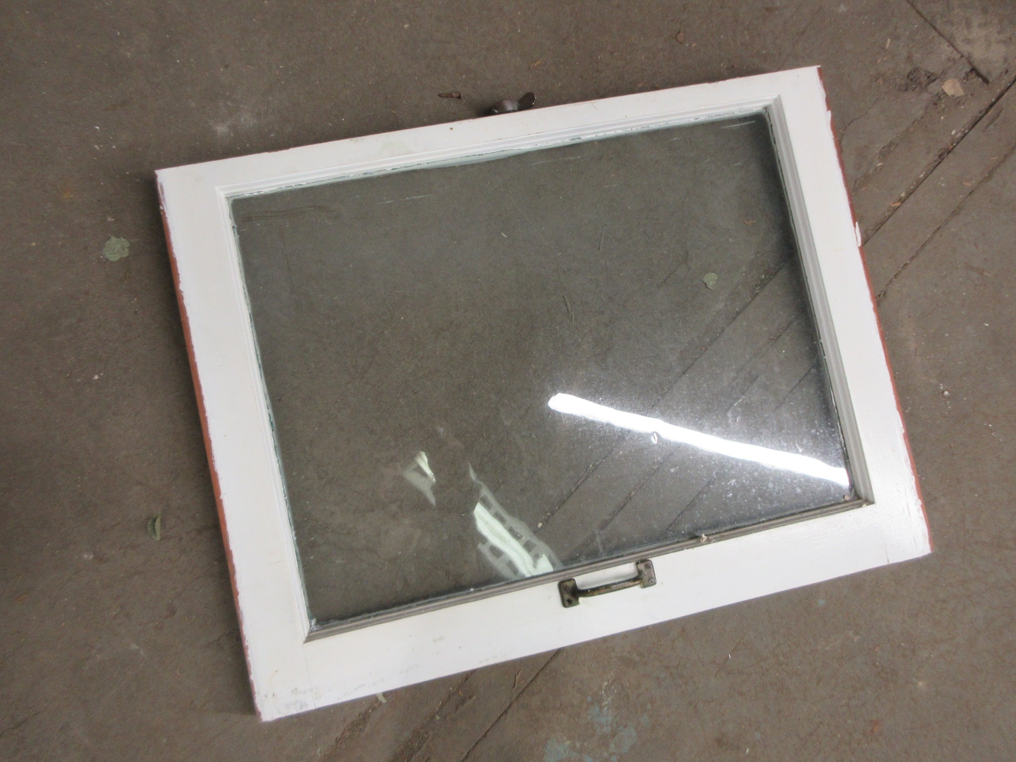 Poured Glass Window Sash with Handle