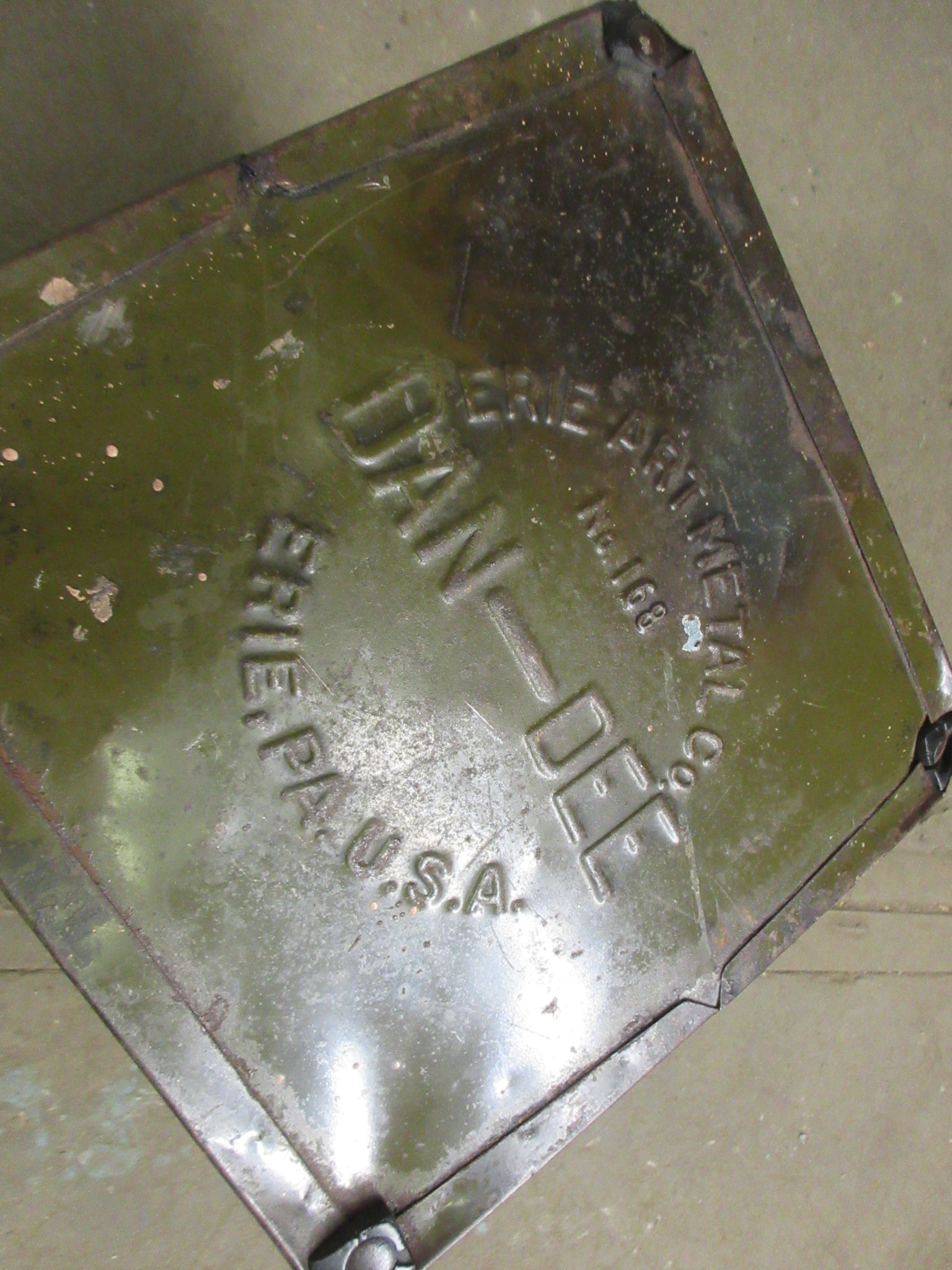 Antique Dan-Dee Green Metal Trashcan