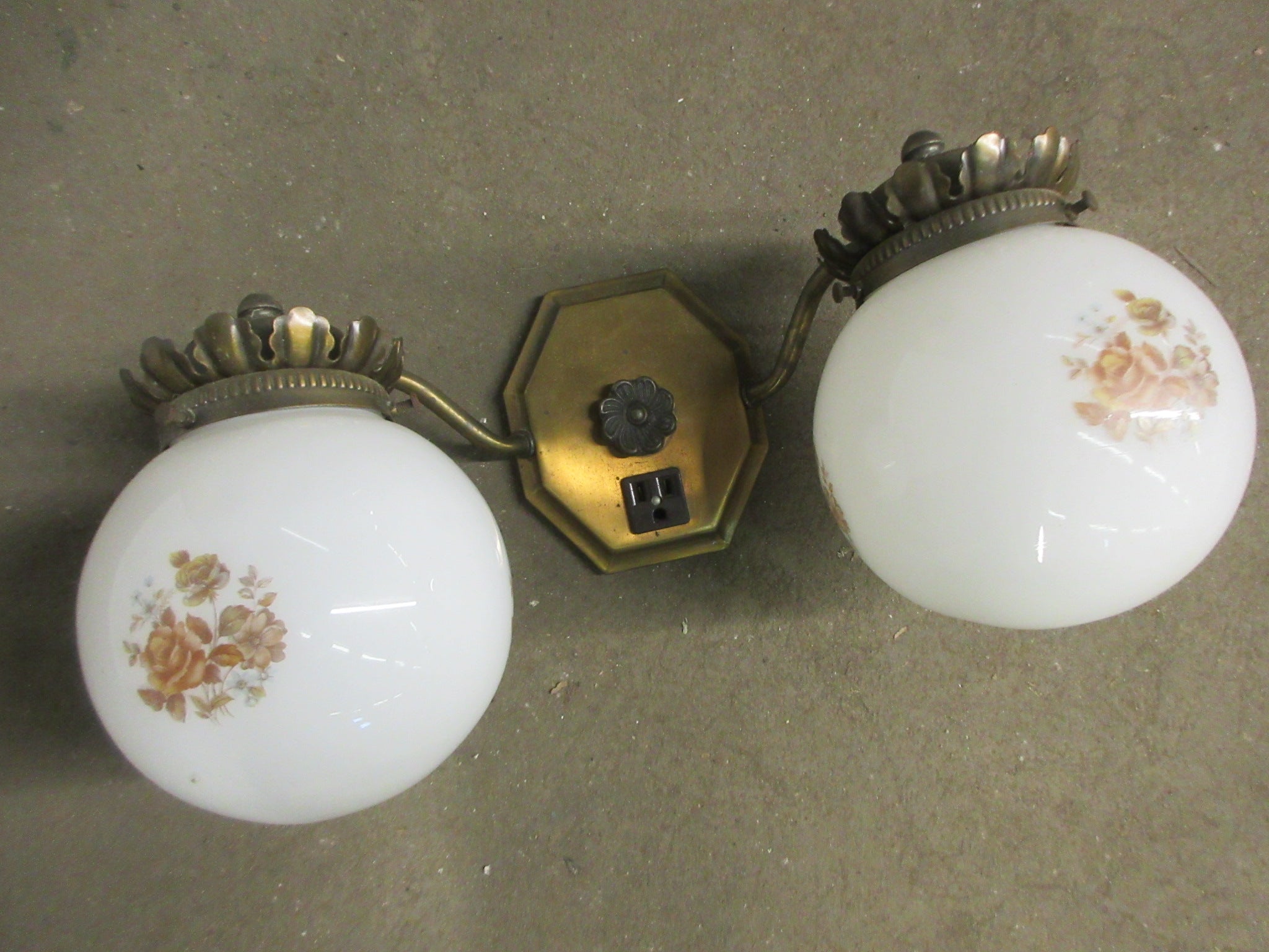 Vintage Wall Mount Two Globe Light Fixture