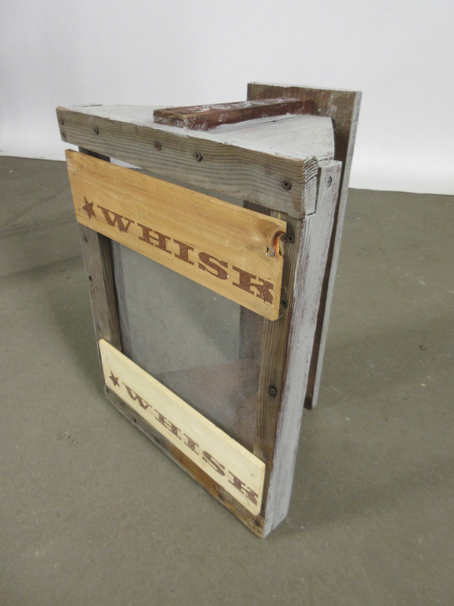 Painted Hangable Stand