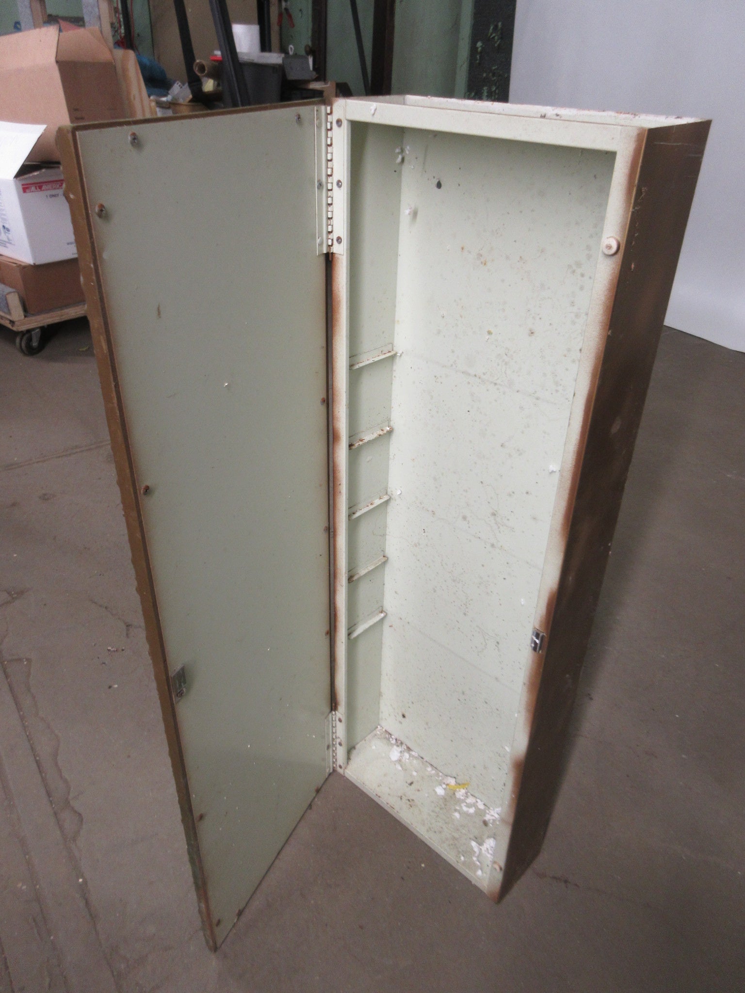 Wall Mount Medicine Cabinet