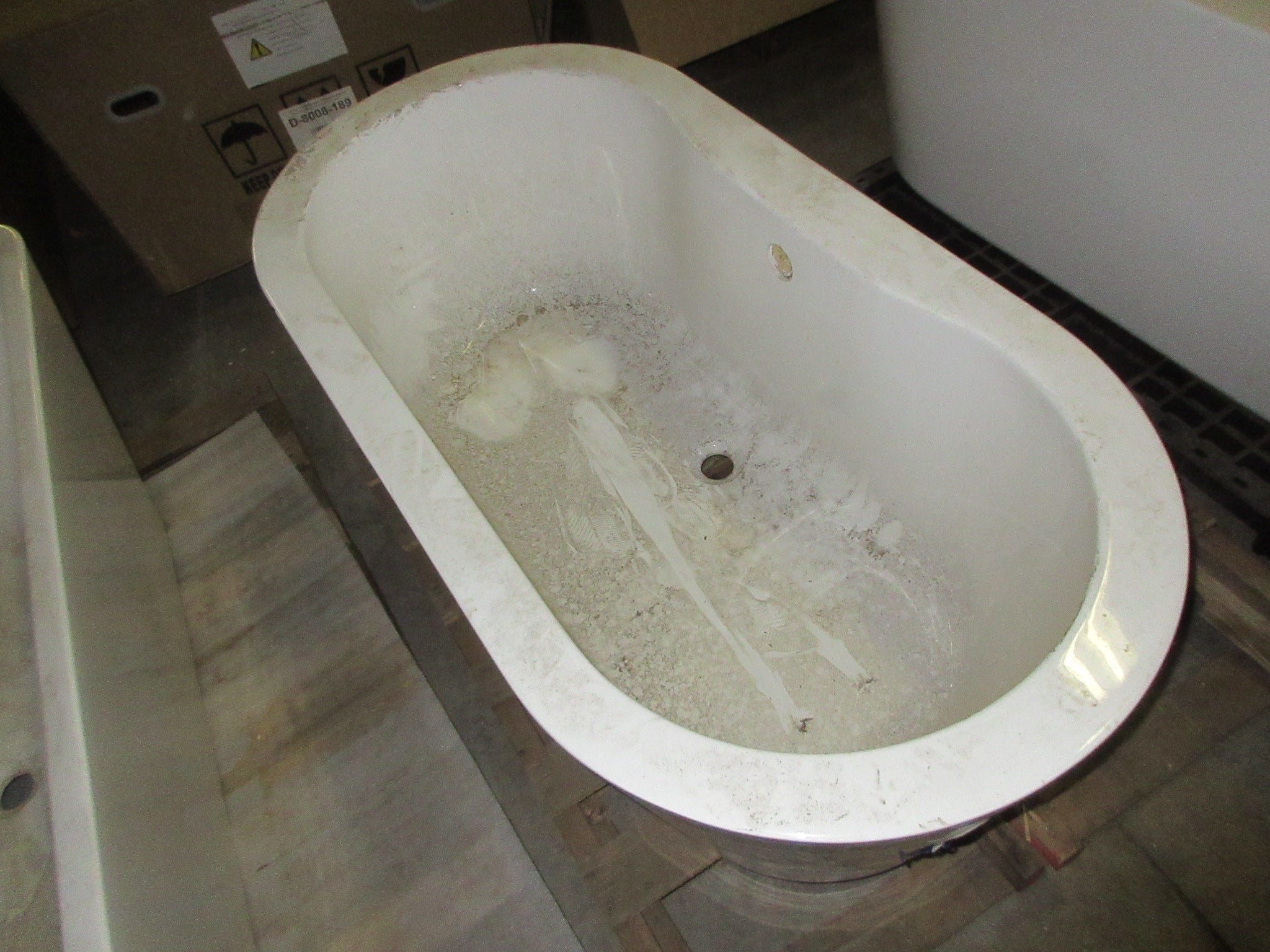 Boone Acrylic Freestanding Tub