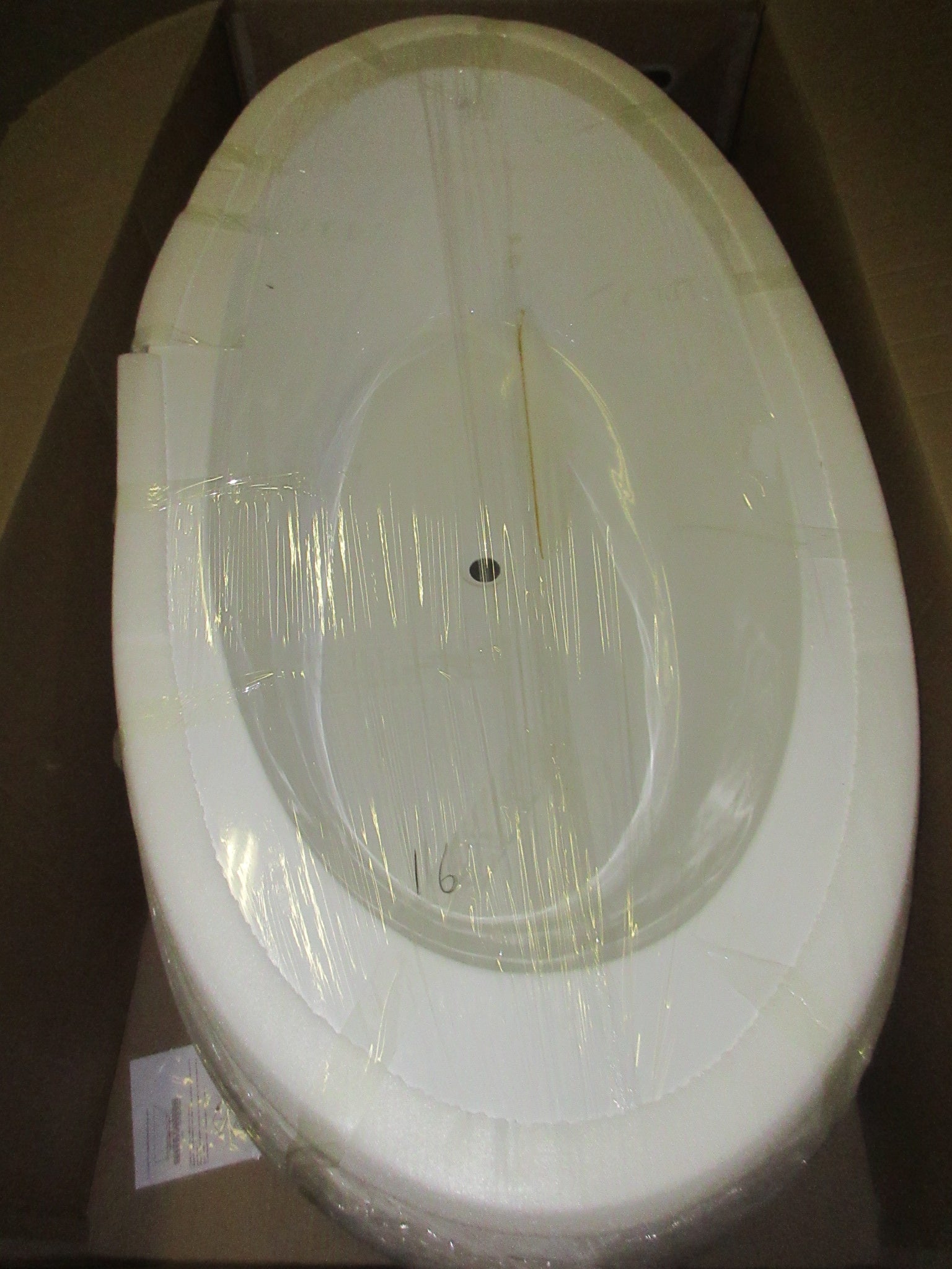 Strabo Acrylic Freestanding Tub