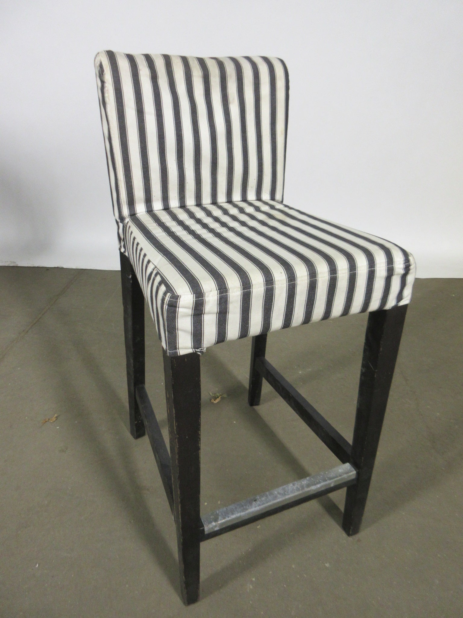 Henriksdal Striped Upholstered Stool