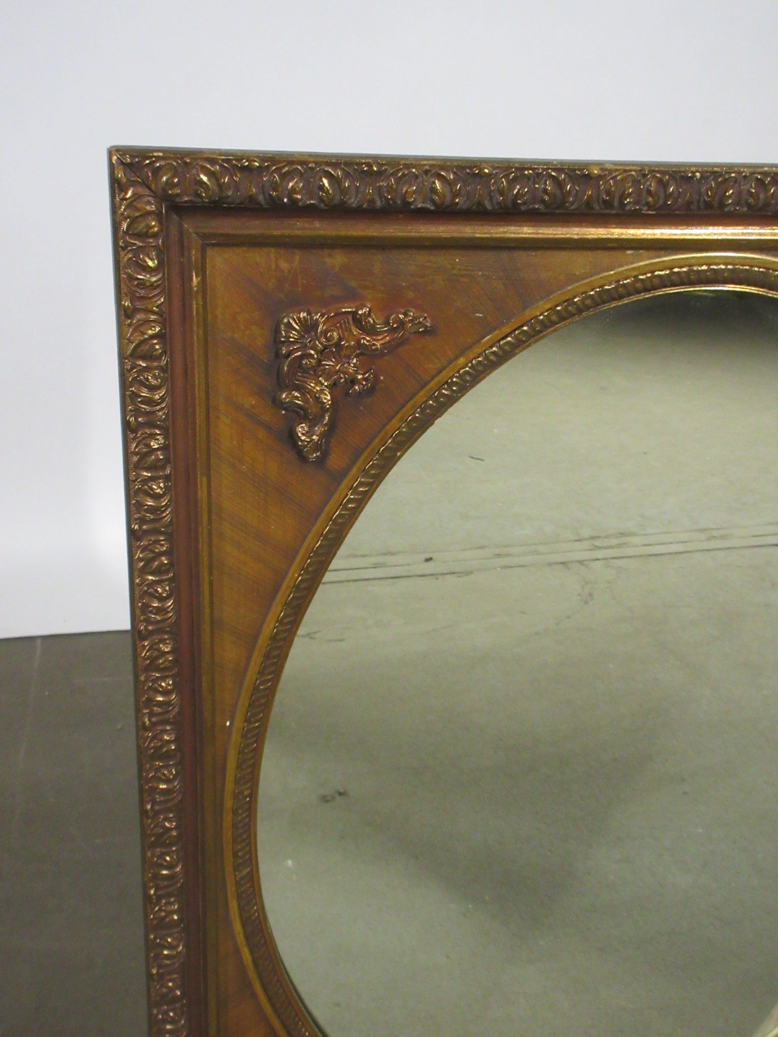 Gallery Style Mirror