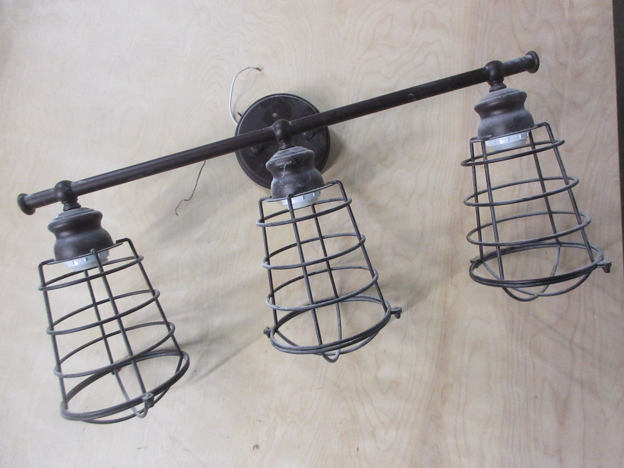 Industrial Bar Light
