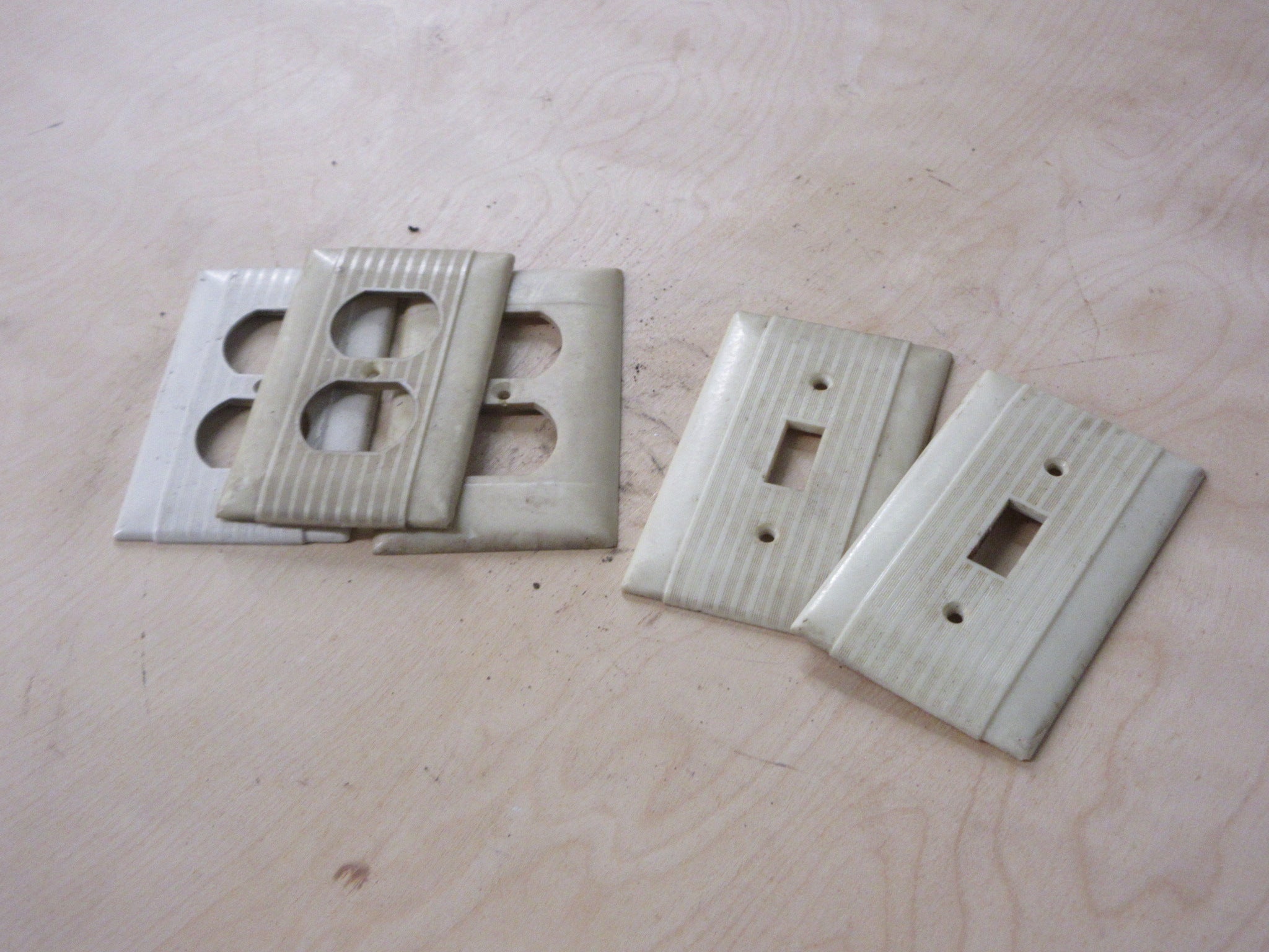 Lot of Five Wall Plates