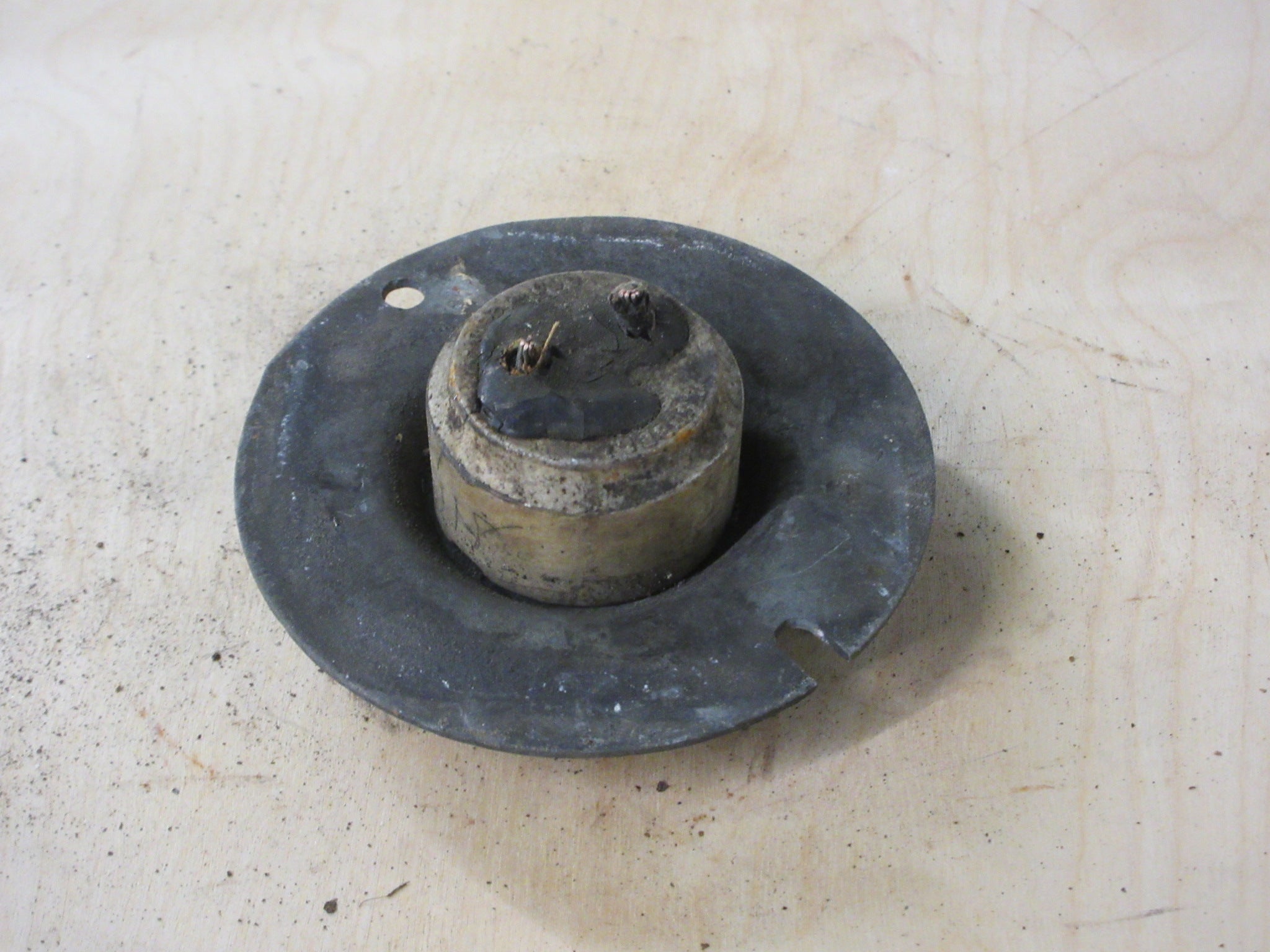 Lighting Piece - Lamp Holder