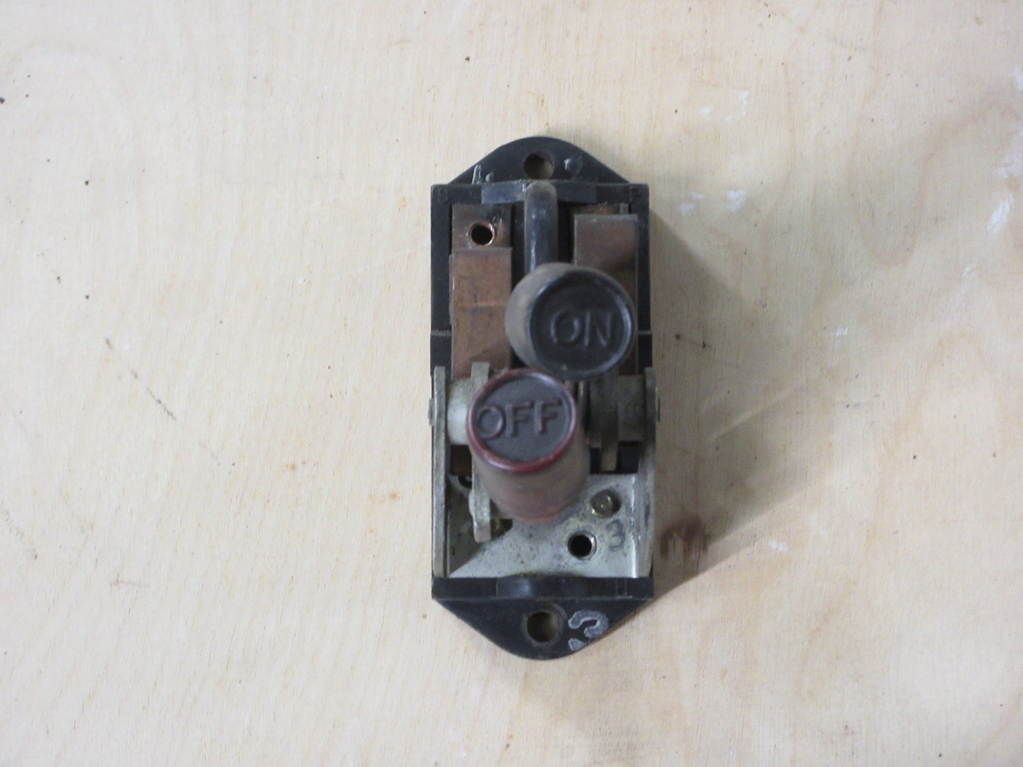 Antique Push Switch