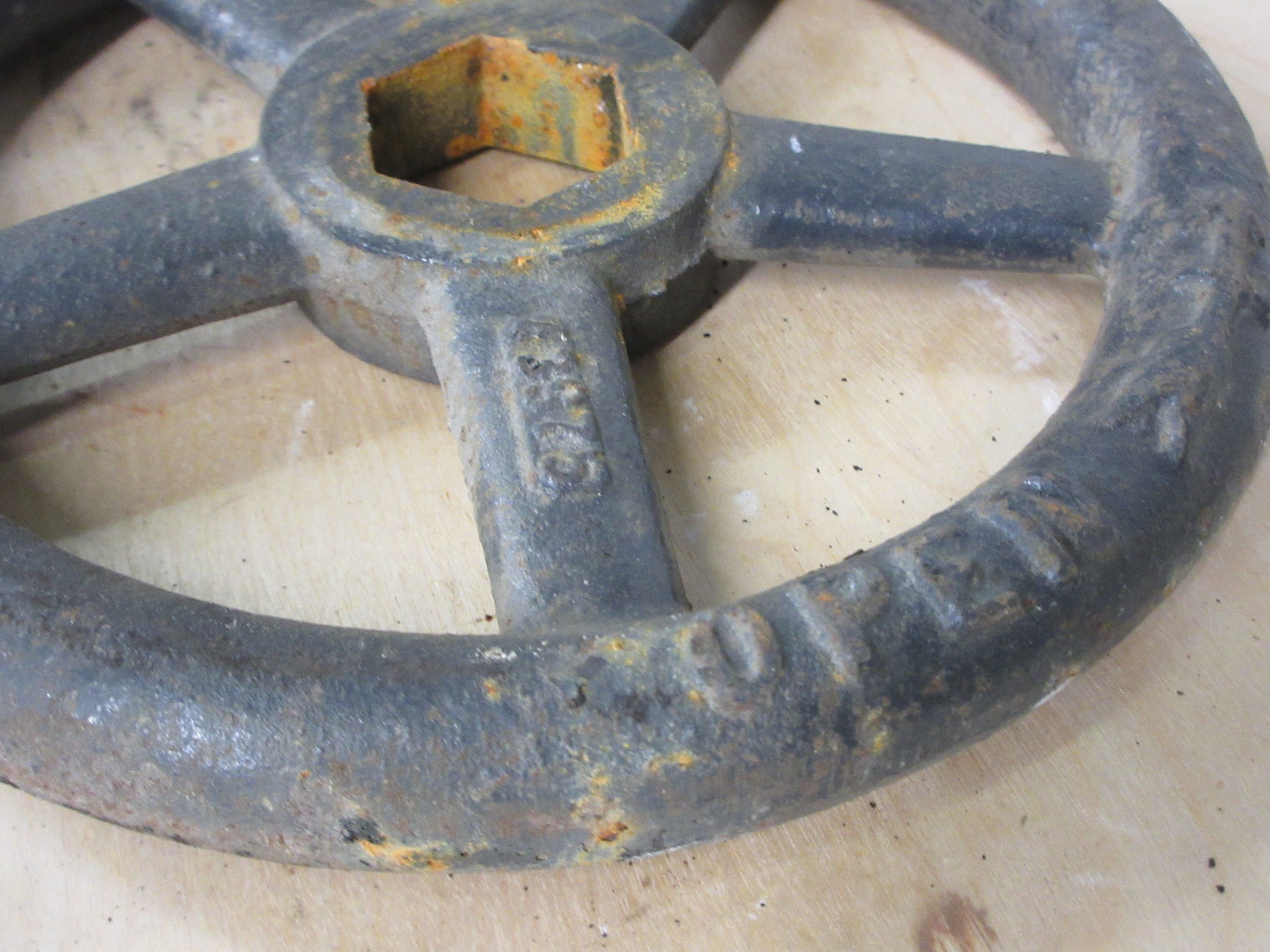 Industrial Wheel Handle 8"