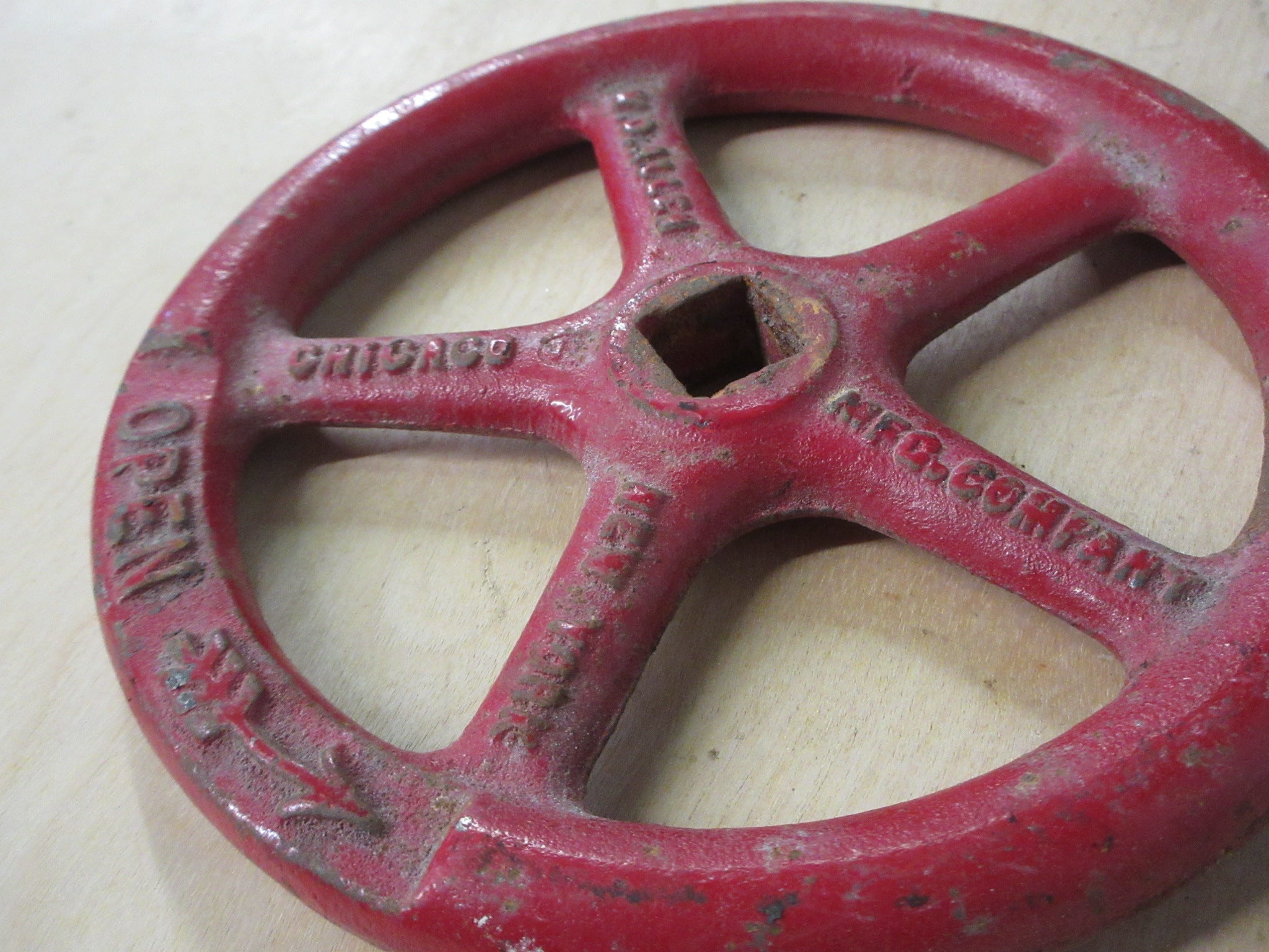 Industrial Red Wheel Handle 6 1/8"