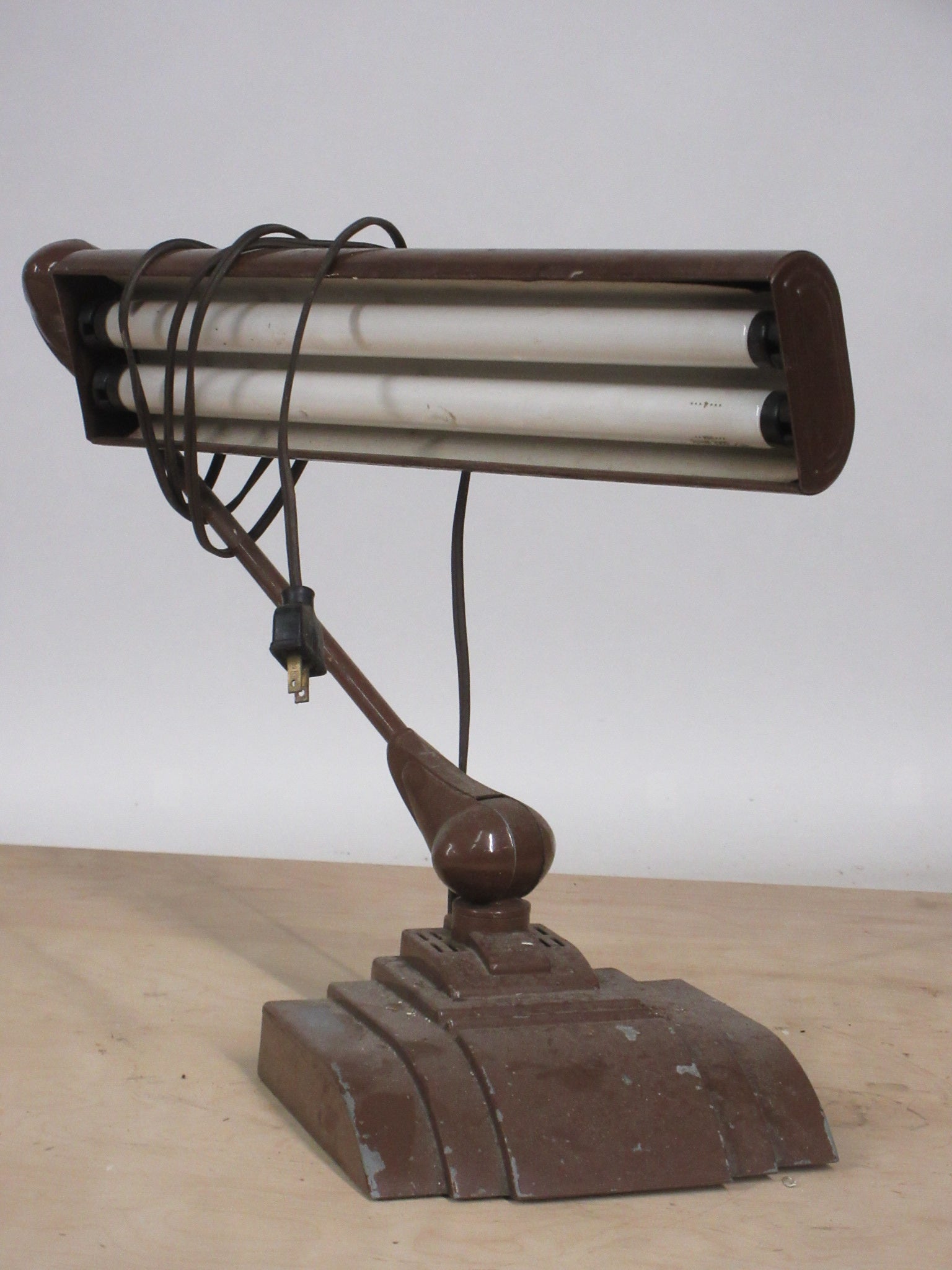 Vintage Articulating Desk Lamp