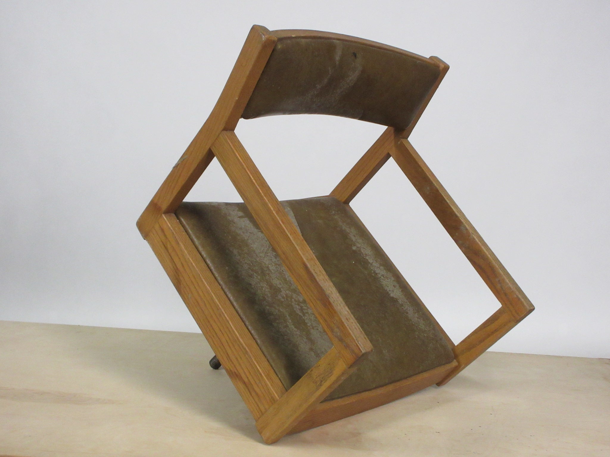 Oak Adjustable Height Jury Chair (No Base)
