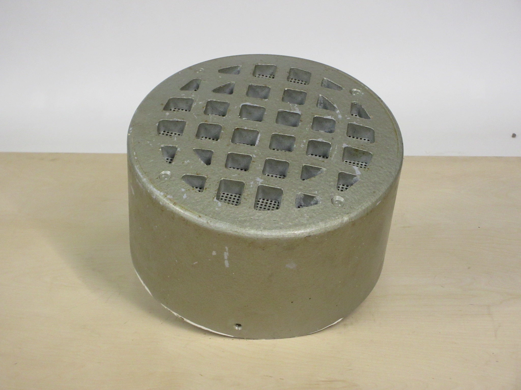 Vintage Wall Mount Speaker