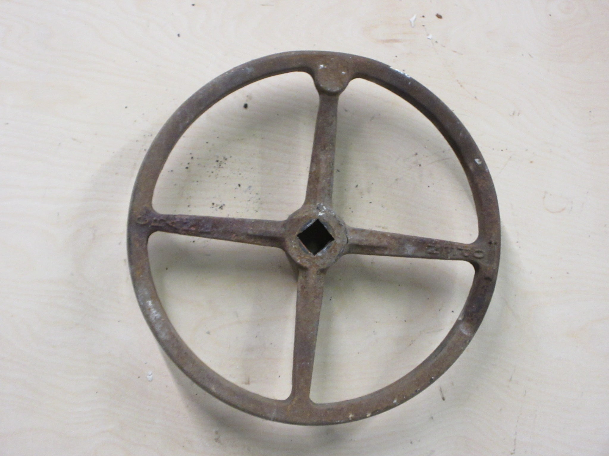 9 7/8" Industrial Wheel Handle