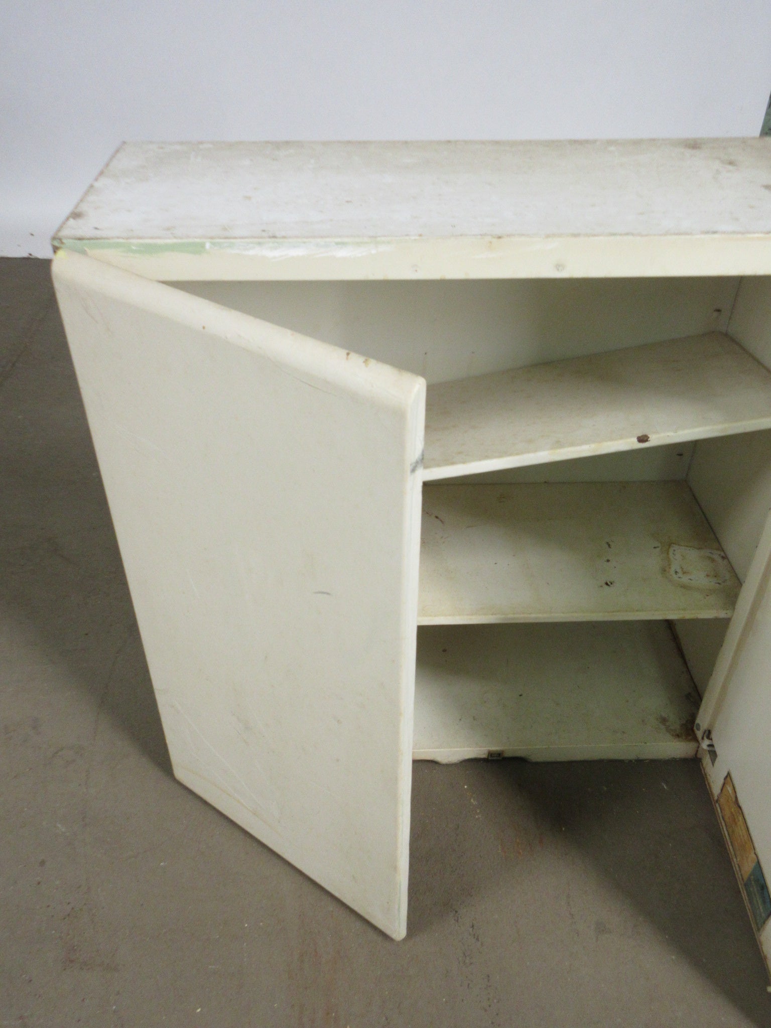 Metal Wall Mount Cabinet