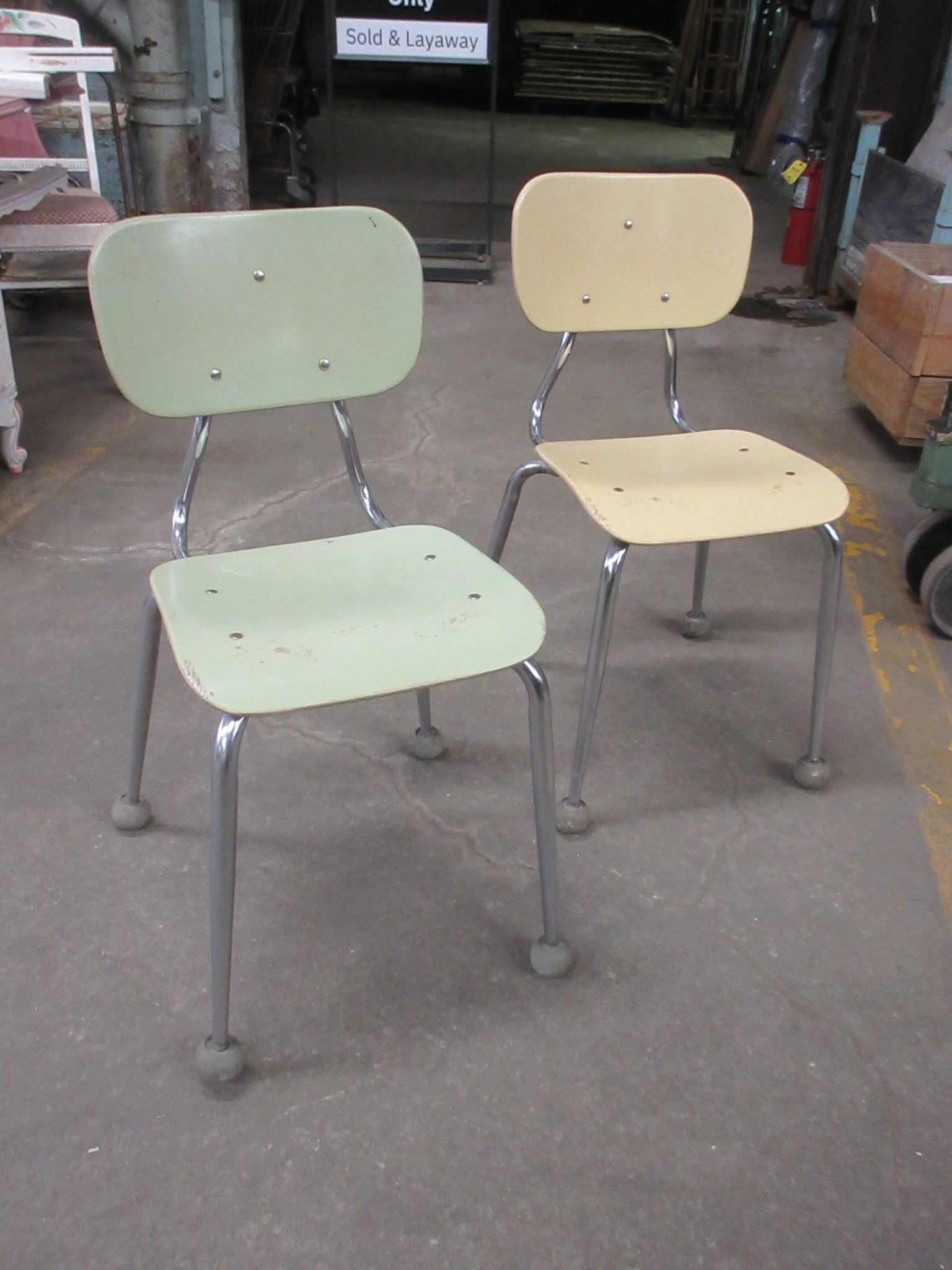 Vintage School Chair with Floor Protectors (Varied Colors)