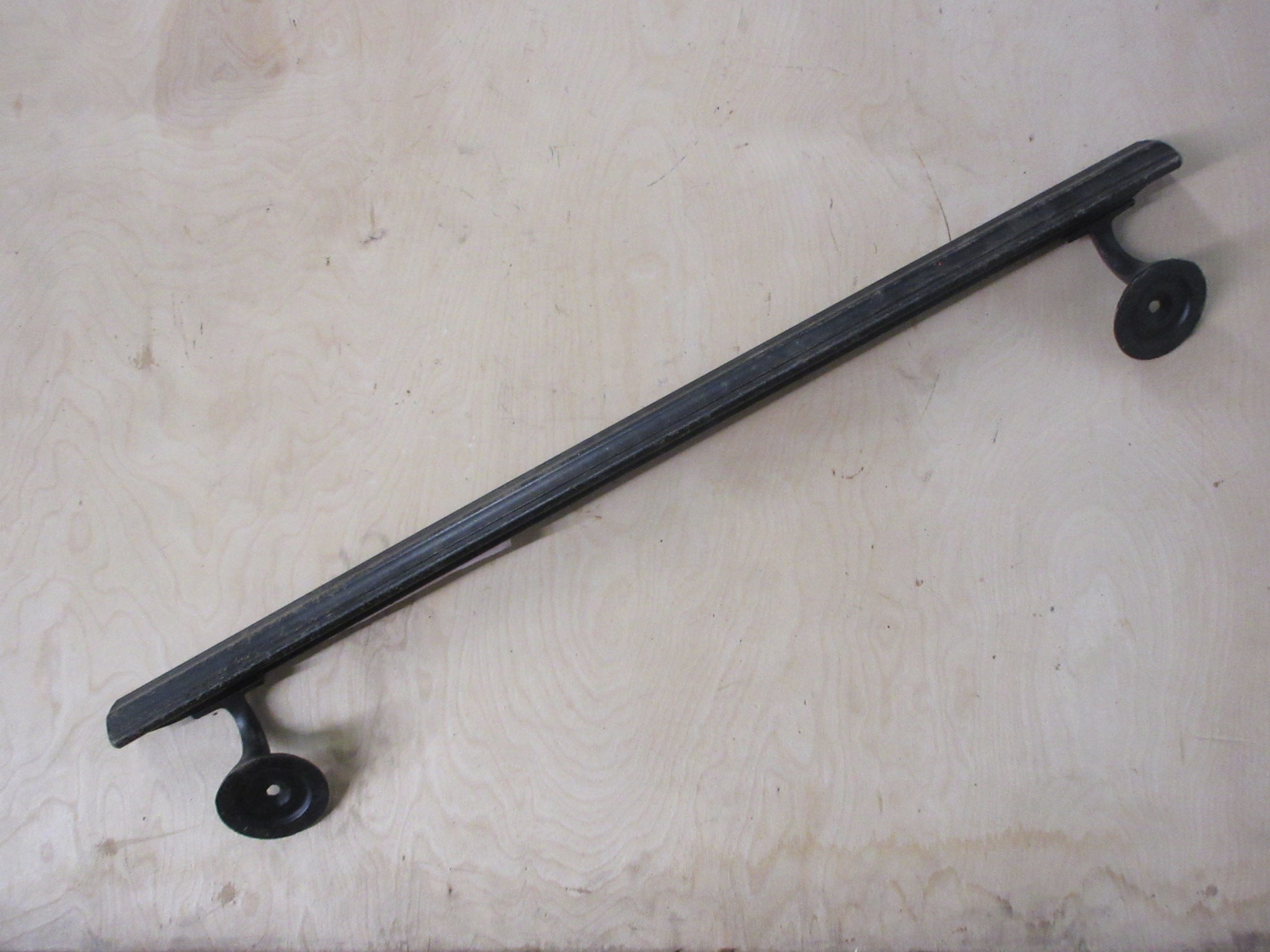 30" Iron Wall Mount Hand Rail
