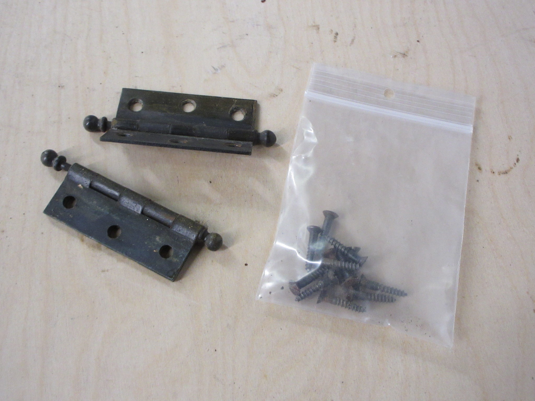 Reclaimed Pair of Antique Hinges