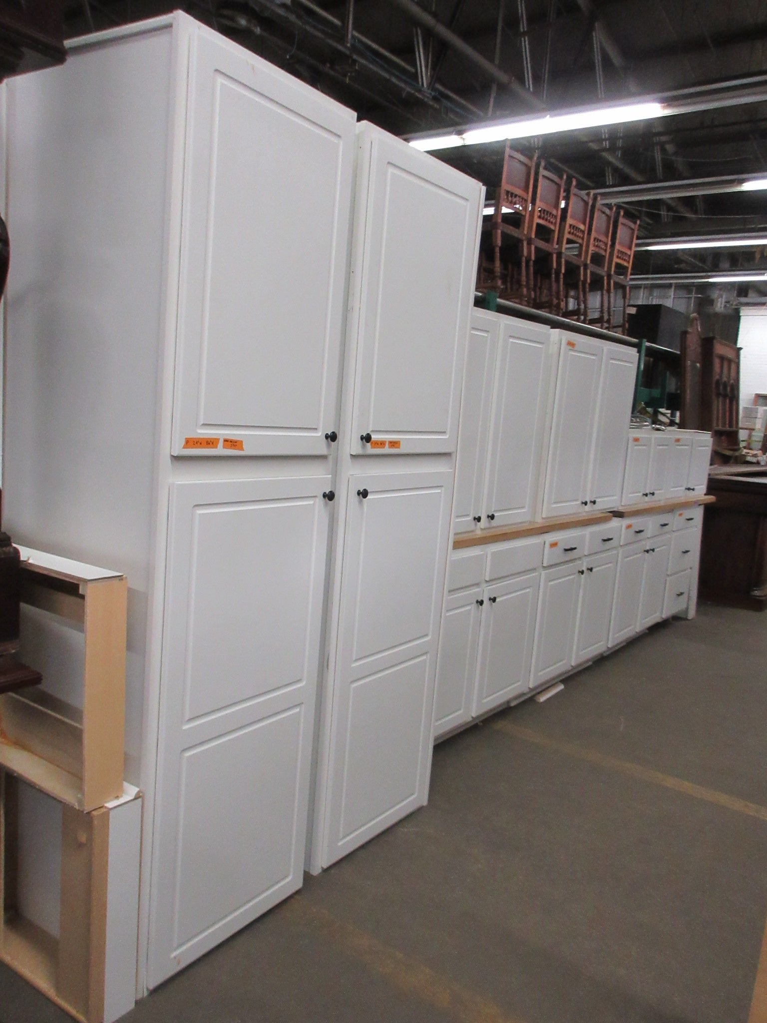 Aristokraft Kitchen Cabinet Set (11 pieces)