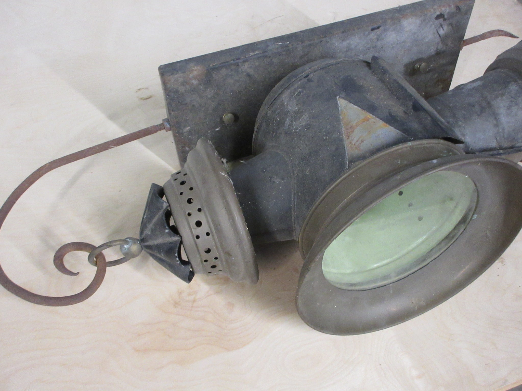 Wall Mount Lantern Light