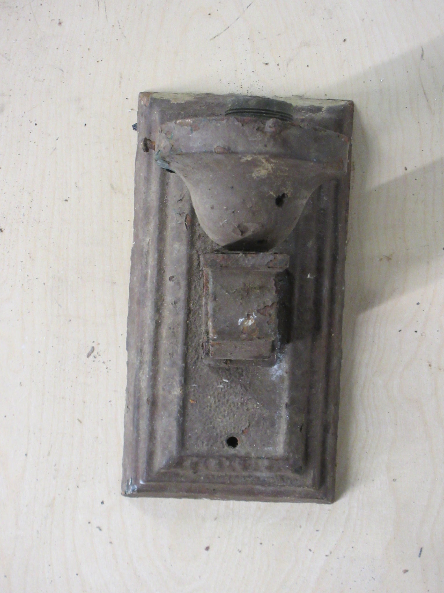 Wall Mount Iron Lighting Fixture